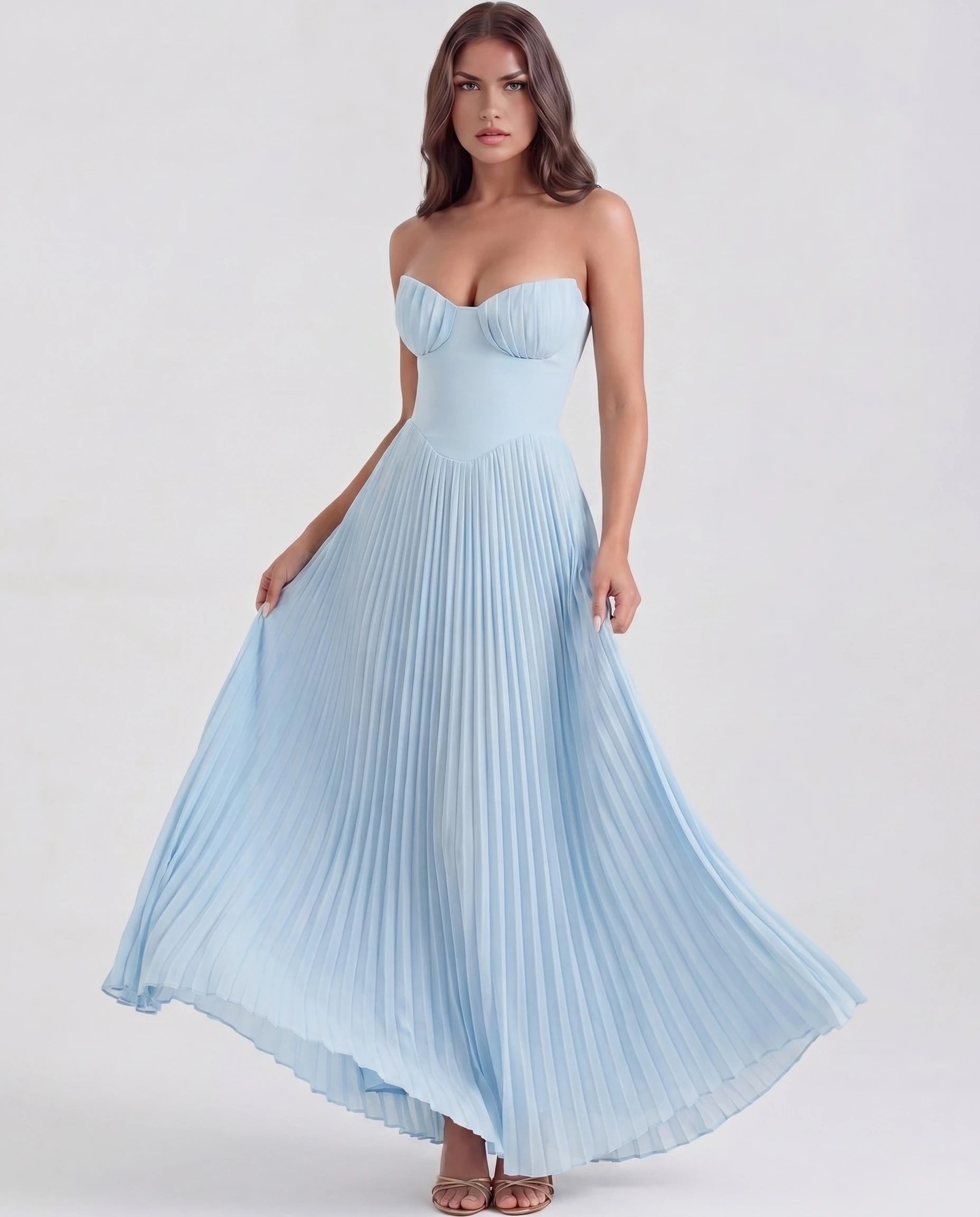 Robe longue plissée bleu ciel à bustier sculpté Ondine Zolena