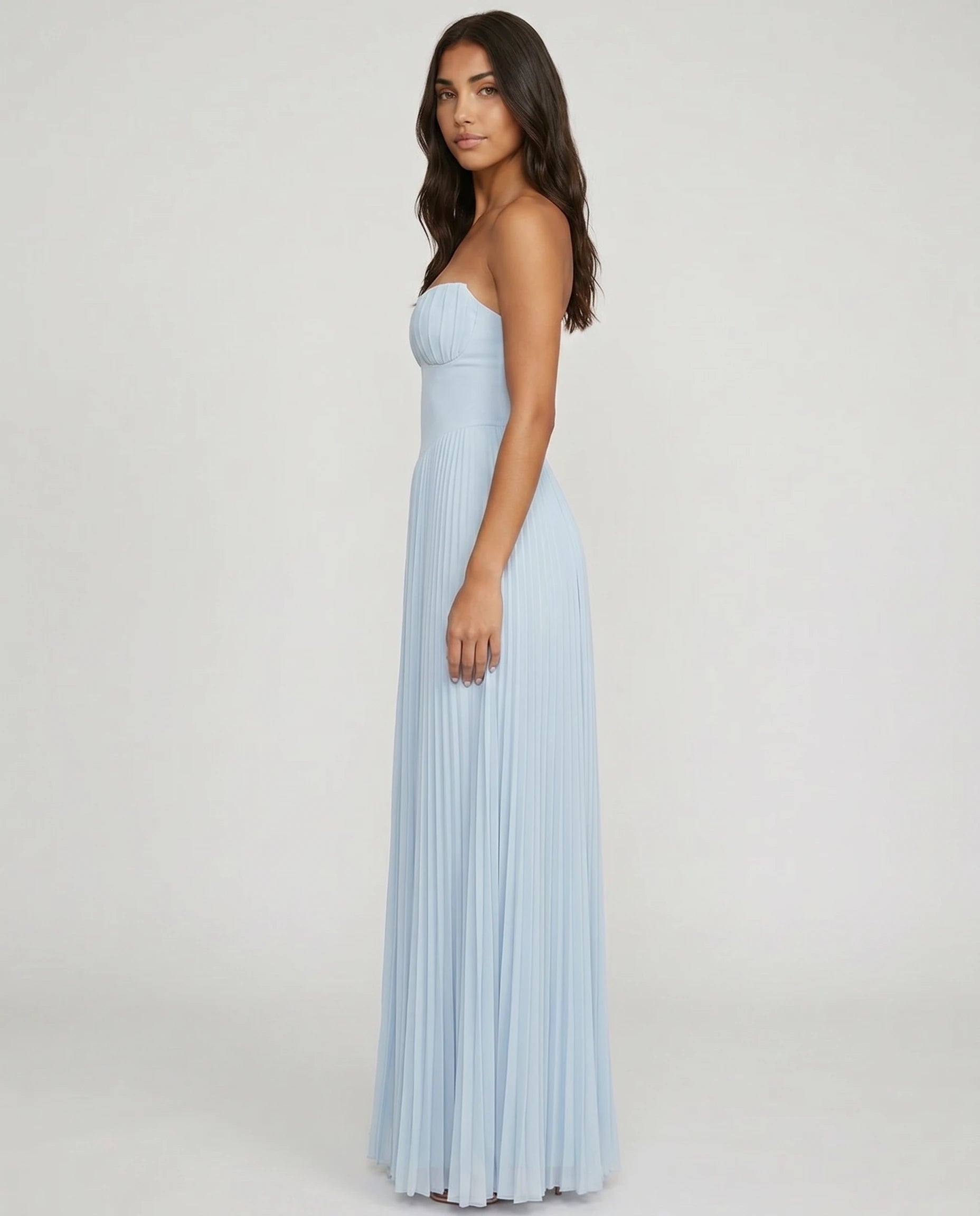 Robe longue plissée bleu ciel à bustier sculpté Ondine Zolena