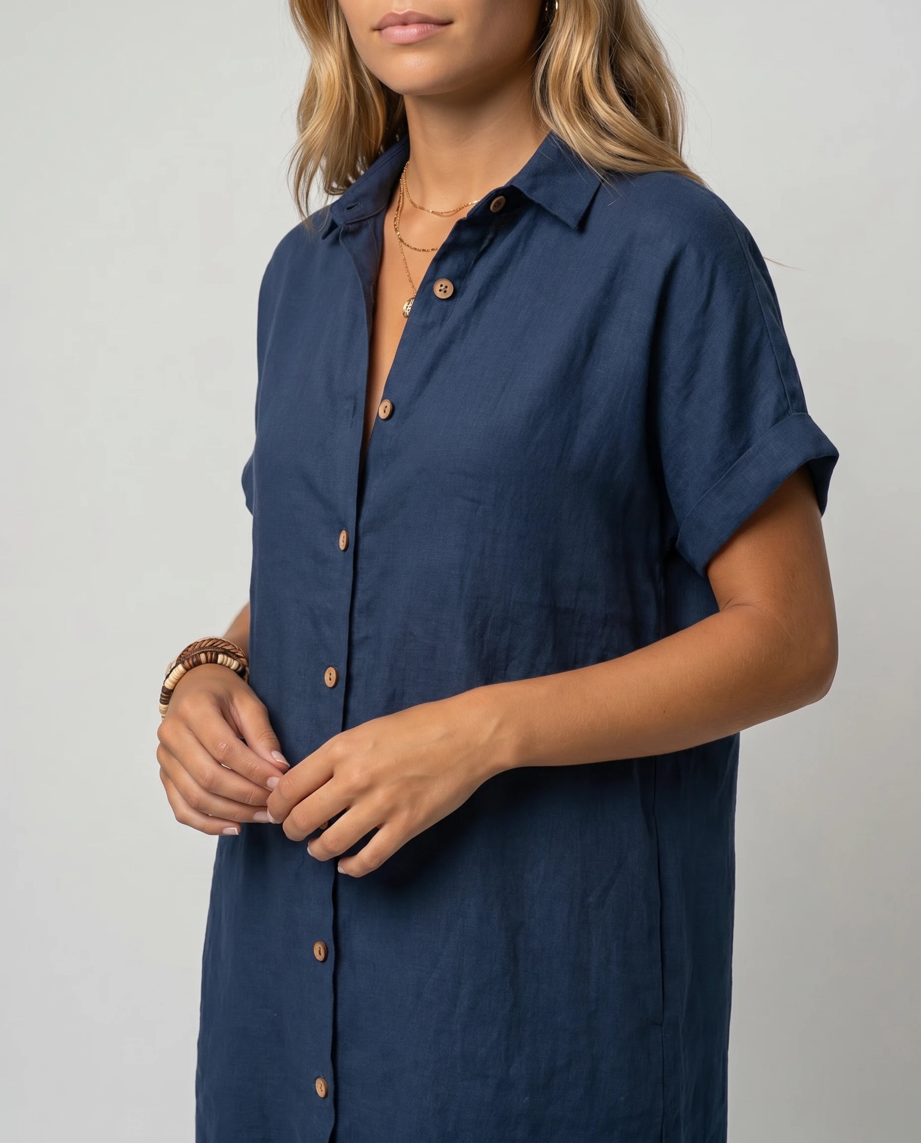 Robe chemise lin marine detail col et boutons