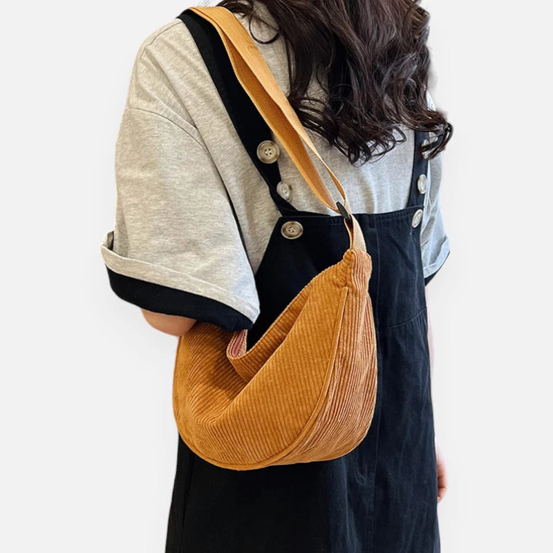 Sac banane demi-lune en velours côtelé Maëlle