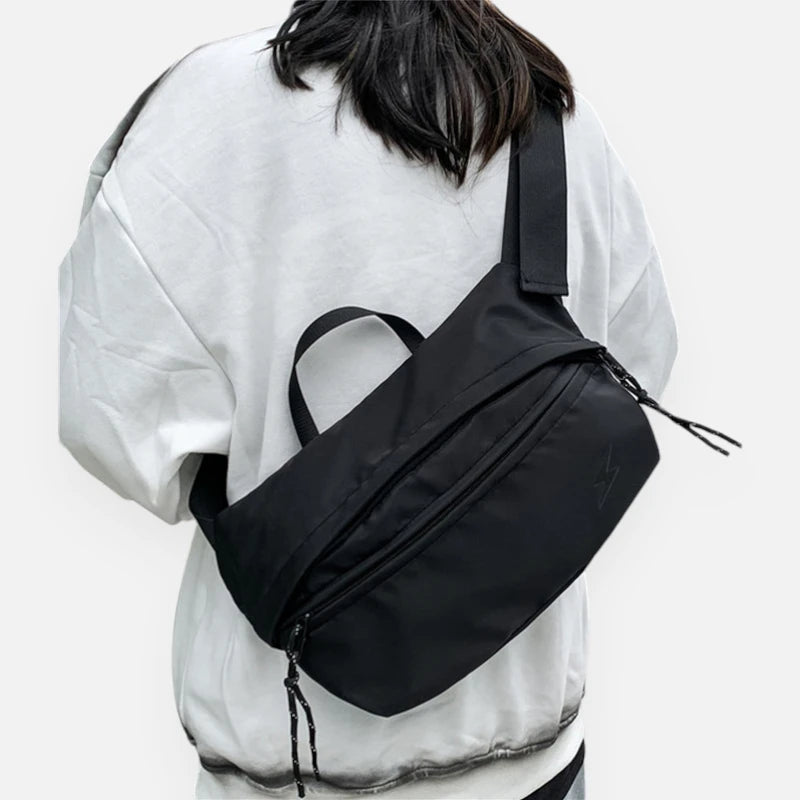 Grand sac banane en tissu noir tendance Denise