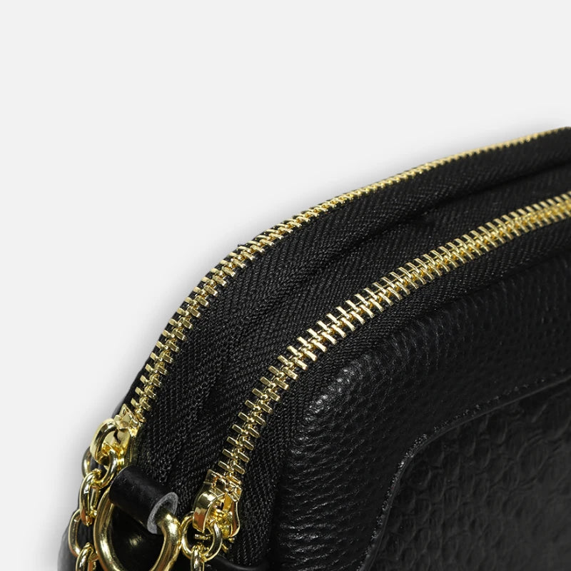 Sac banane cuir chic imitation croco à bandoulière Madeleine