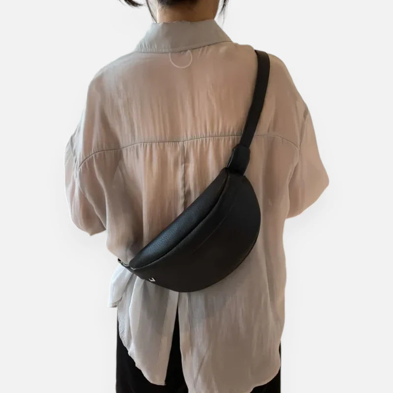 Sac banane cuir noir à bandoulière Léonie