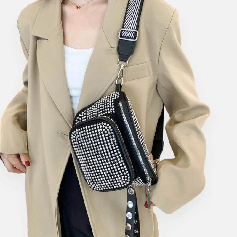 Sac banane cuir noir à bandoulière avec strass Bianca