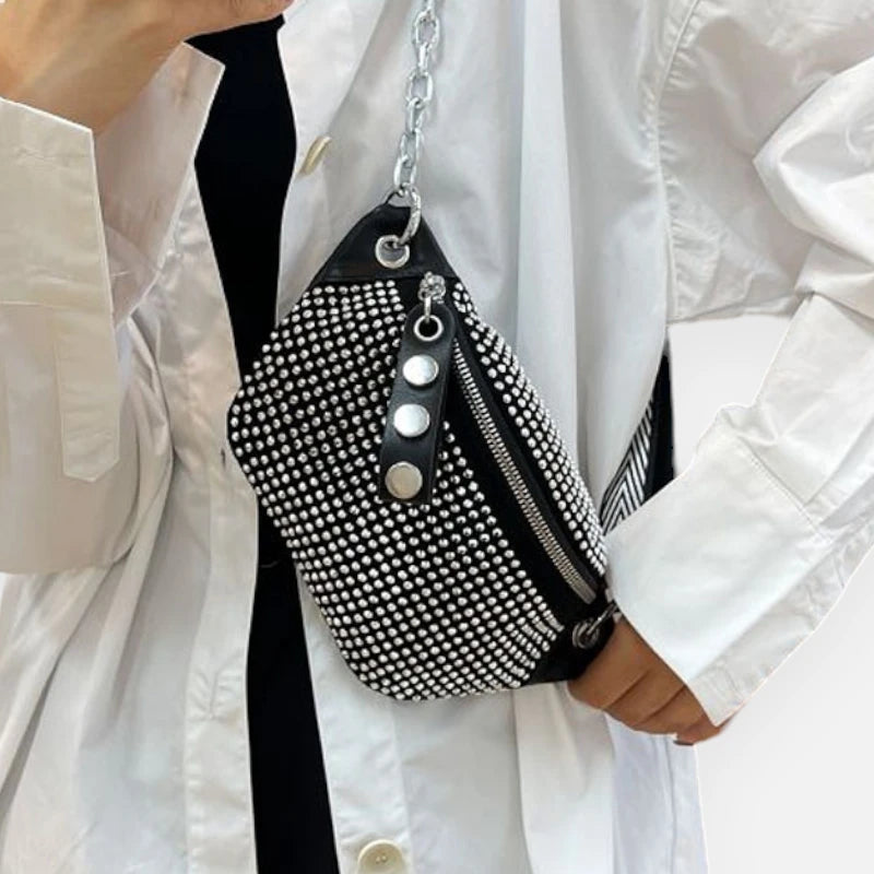 Sac banane cuir noir à bandoulière avec strass Yvonne