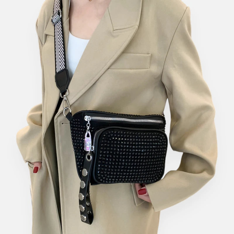 Sac banane cuir noir à bandoulière avec strass Bianca