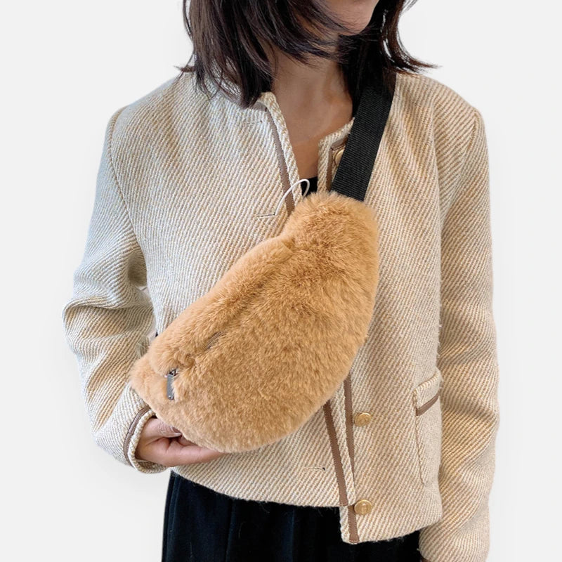 Grand sac banane en fausse fourrure chic Félicie