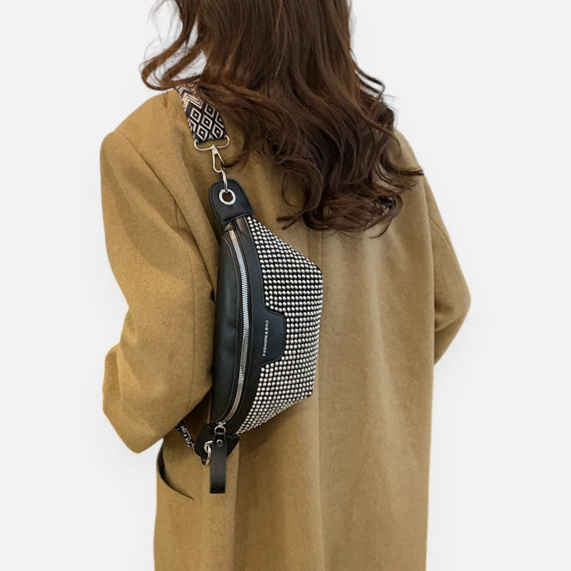 Sac banane cuir noir à bandoulière avec strass Elina