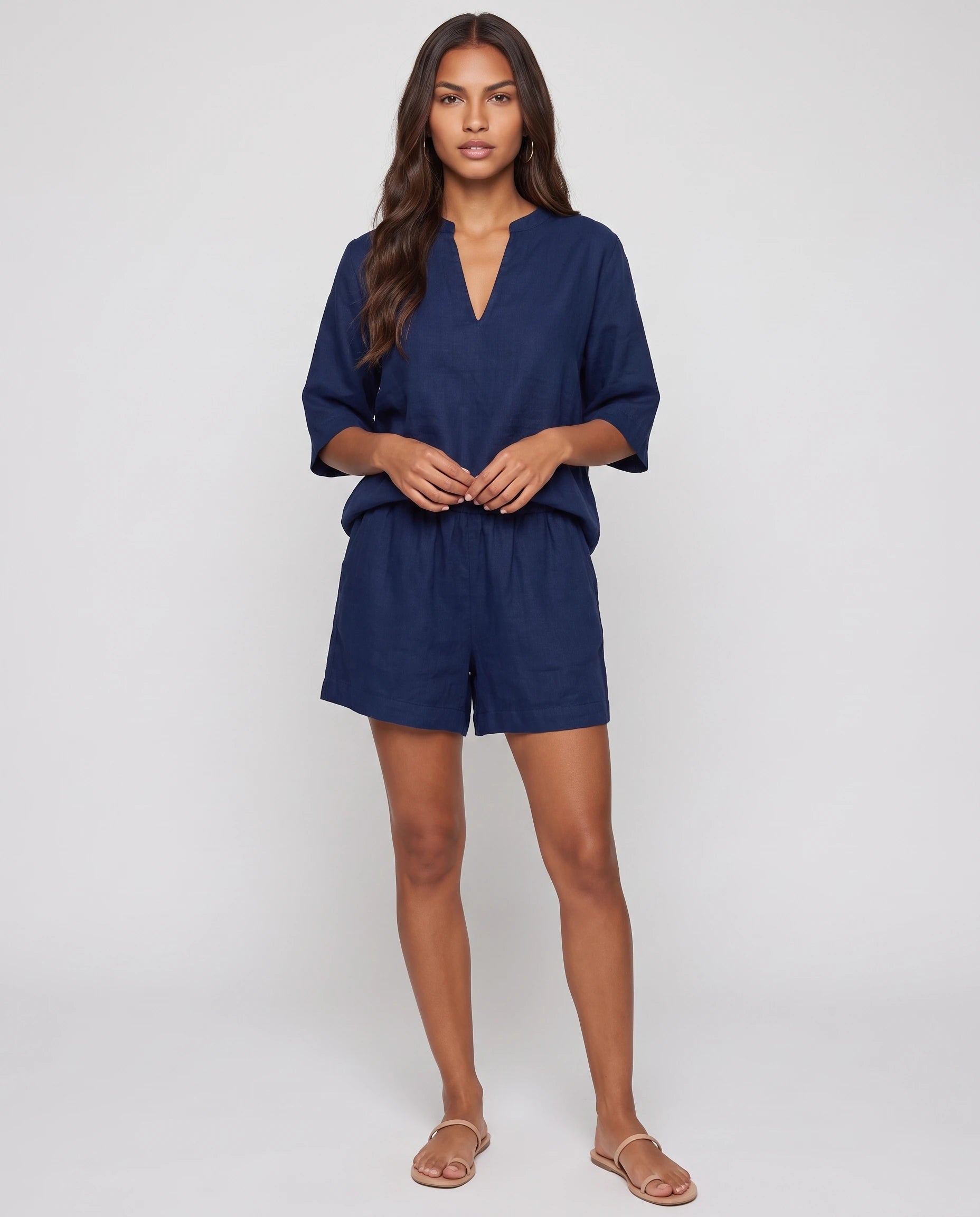 Ensemble top col V et short effet lin Aveline — Bleu Marine — vue face studio