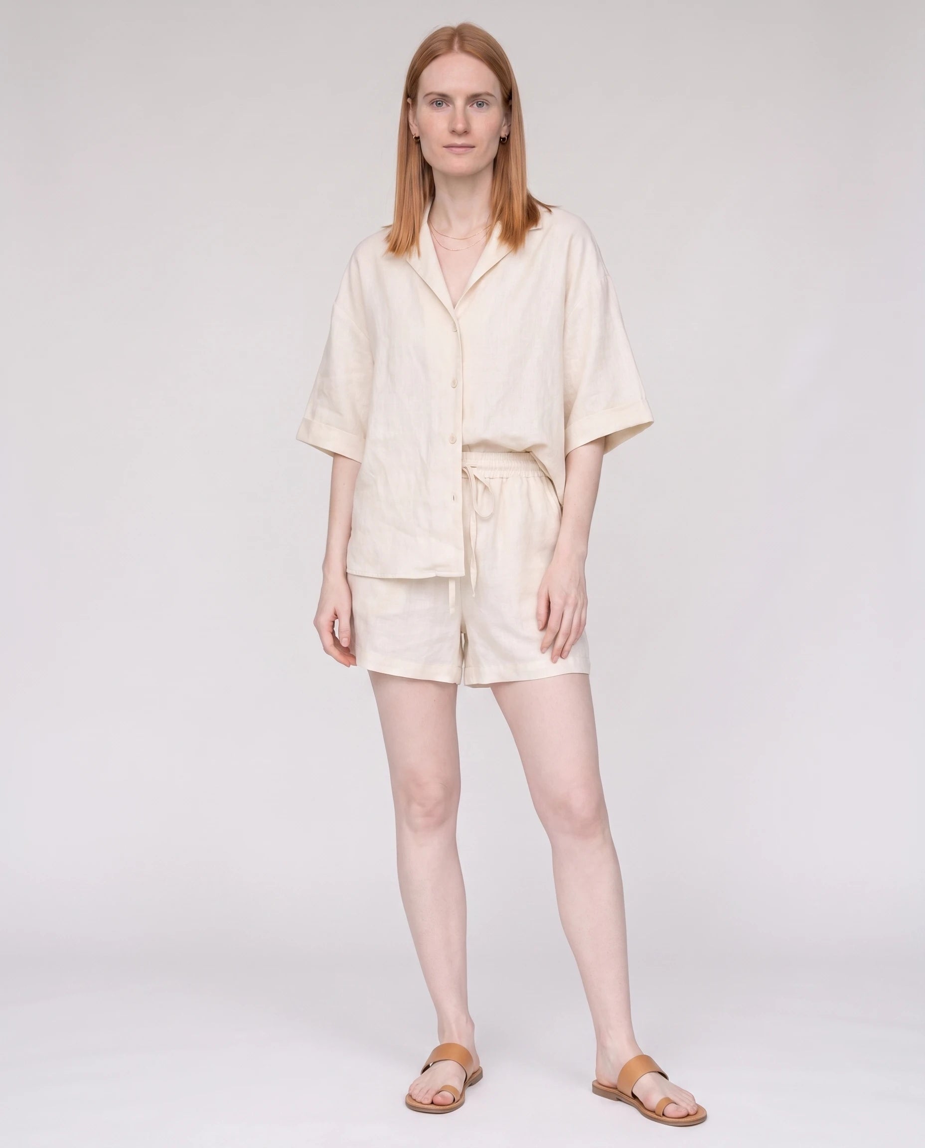Ensemble chemise et short en lin Écru Blandine — plein pied