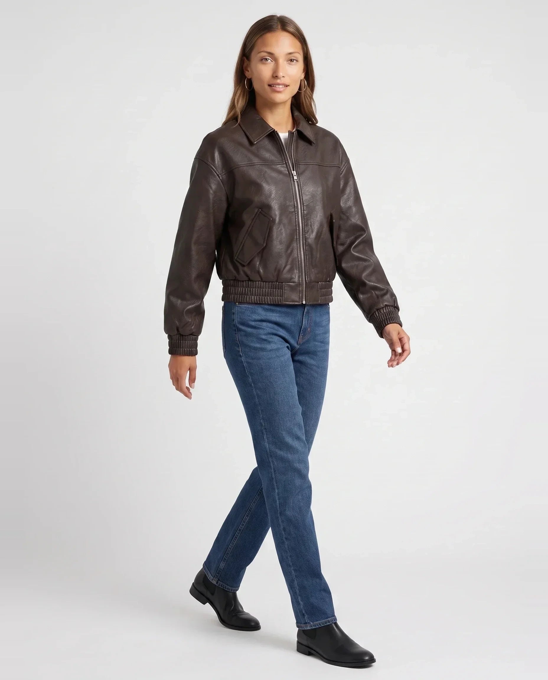 Blouson zippé effet cuir café Pomeline, vue de face en studio