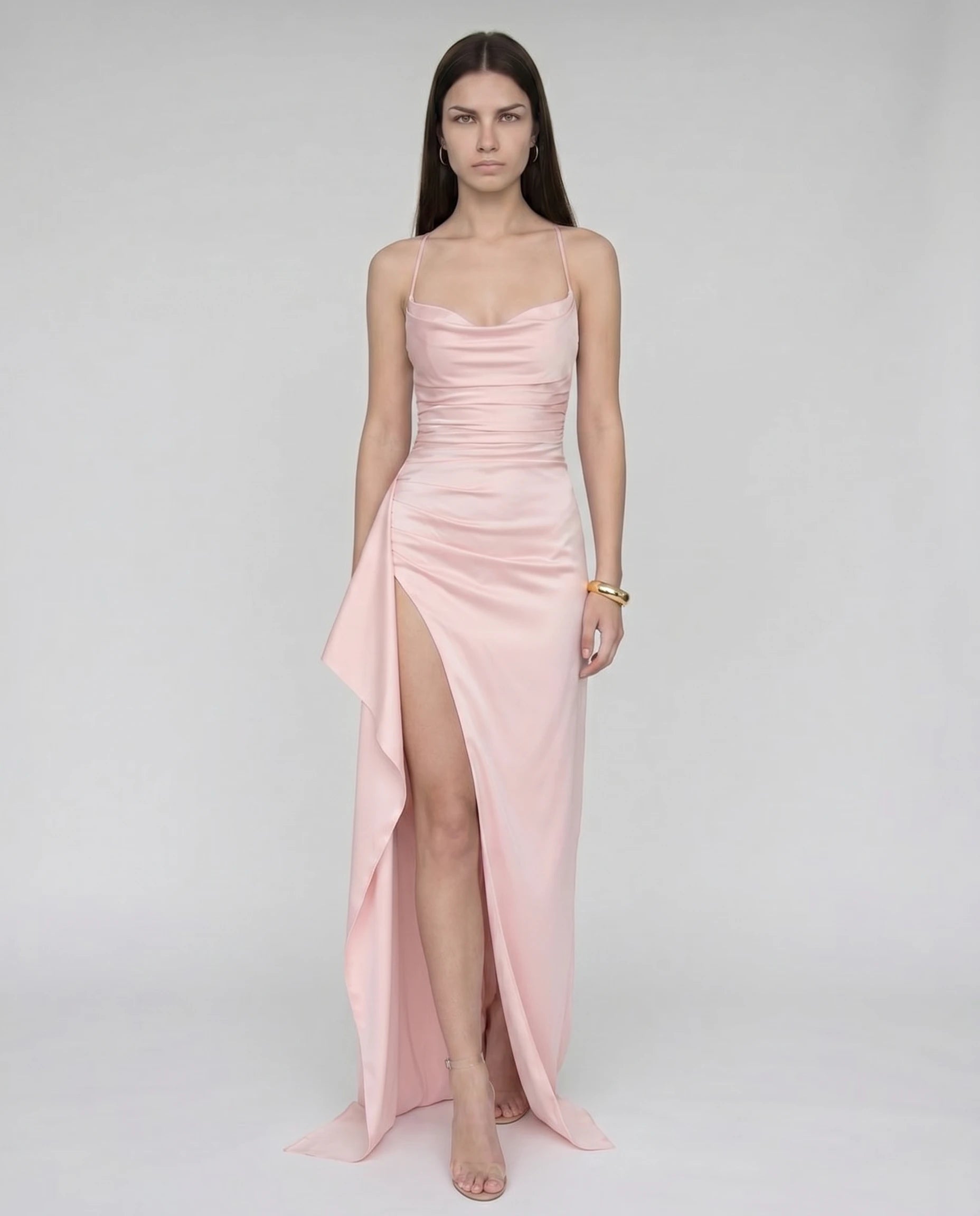 blush 04 frontal Salome Zolena