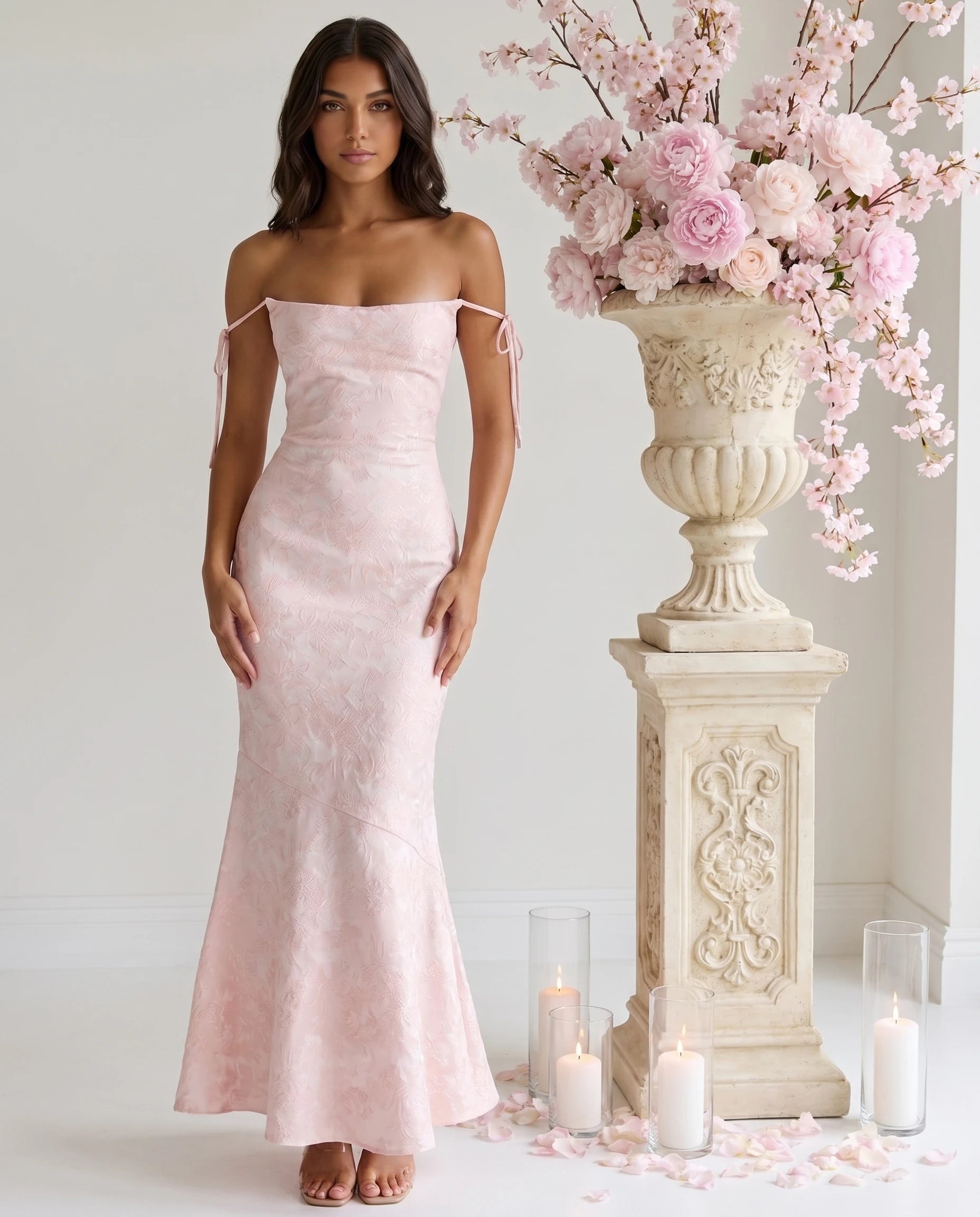 Robe longue rose poudré bretelles tombées bardot
