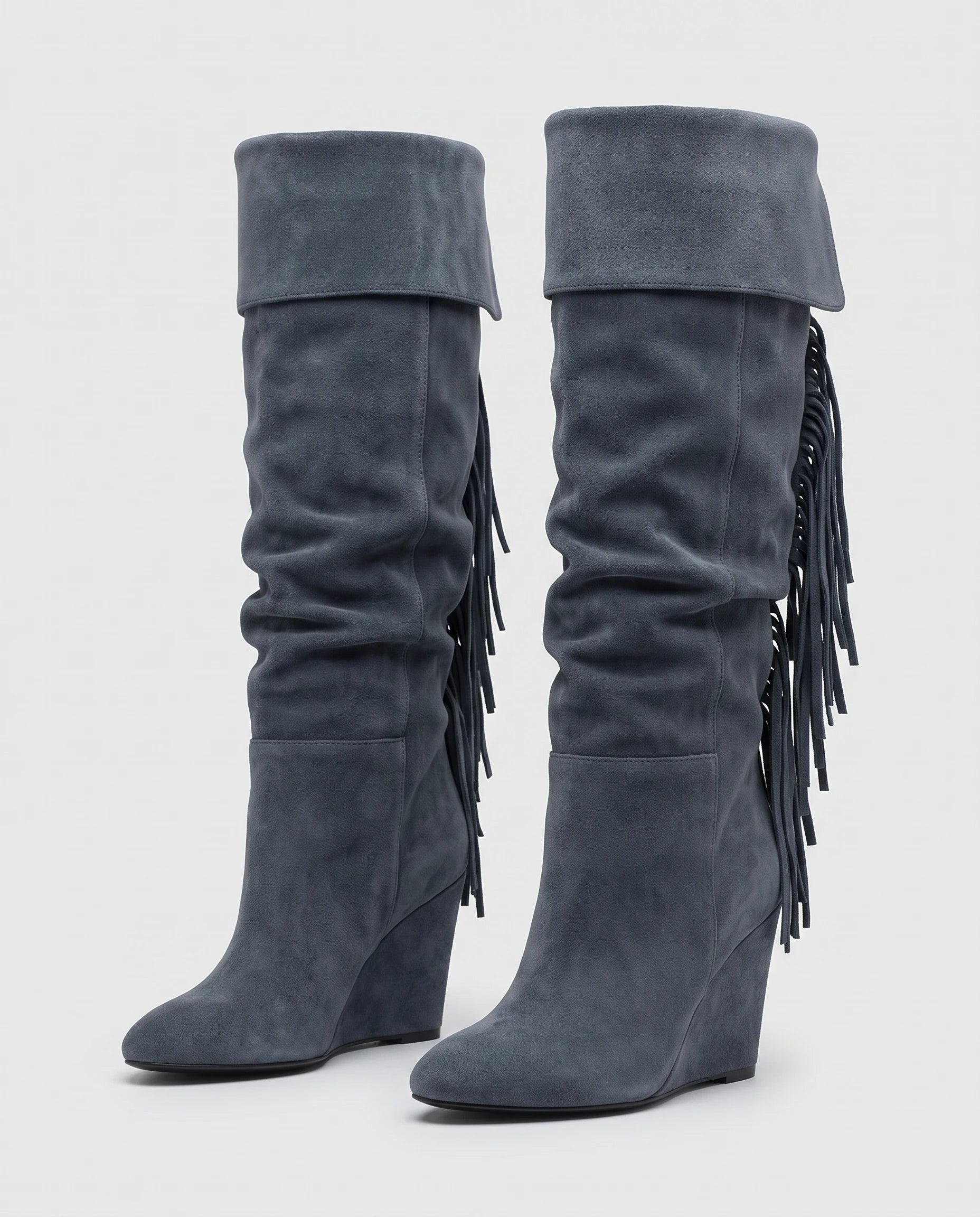 Bottes hautes à franges à talon compensé Alexandrine — Gris Ardoise, paire vue de profil studio