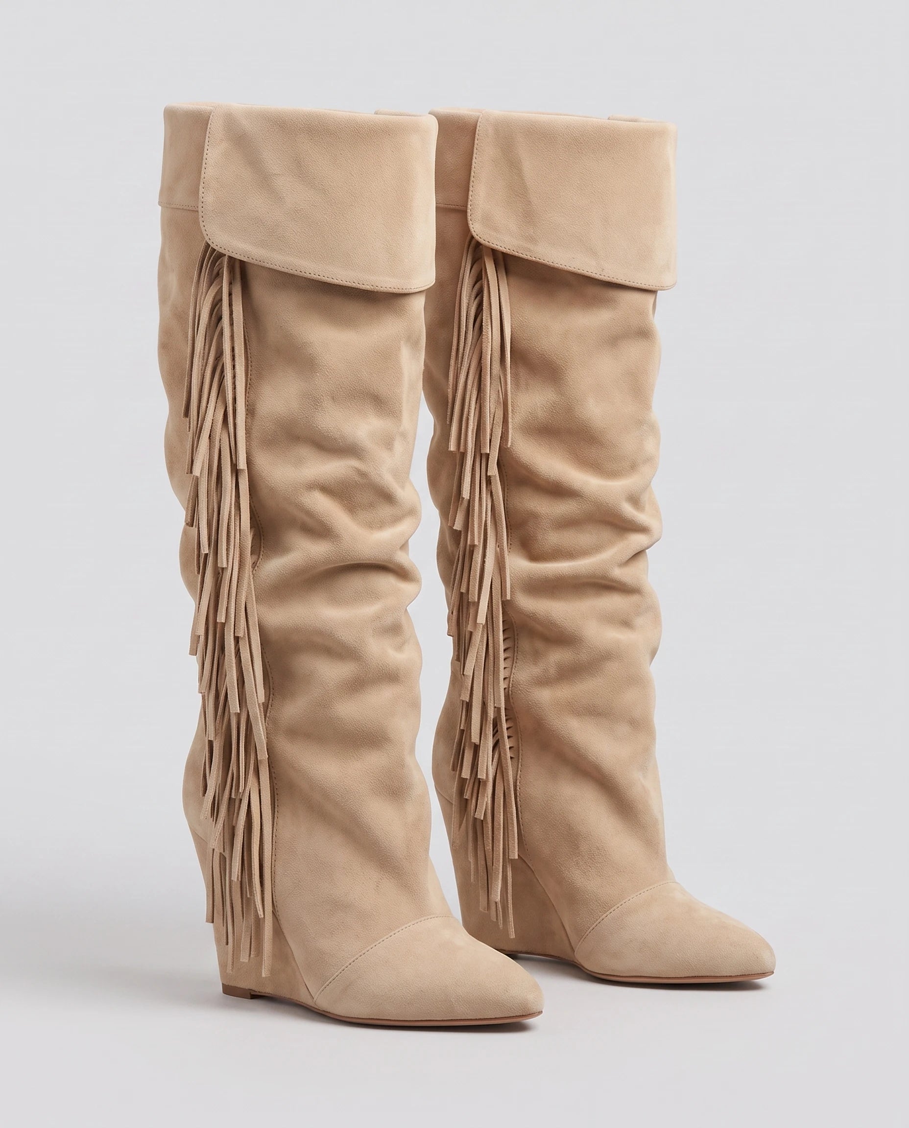 Bottes hautes à franges à talon compensé Alexandrine — Sable, paire vue de profil