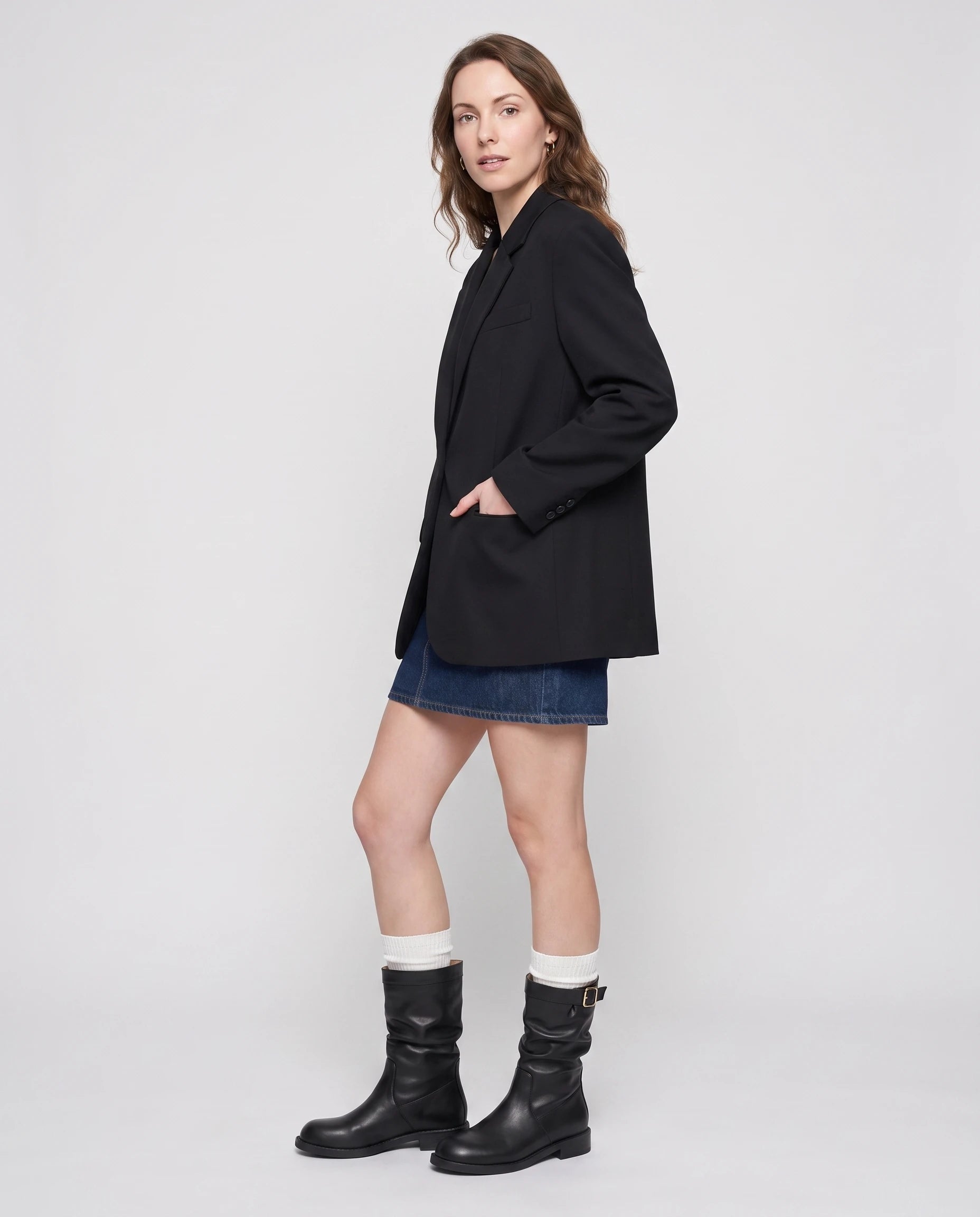 Bottes mi-mollet slouchy en simili Almire Noir — portées en pied