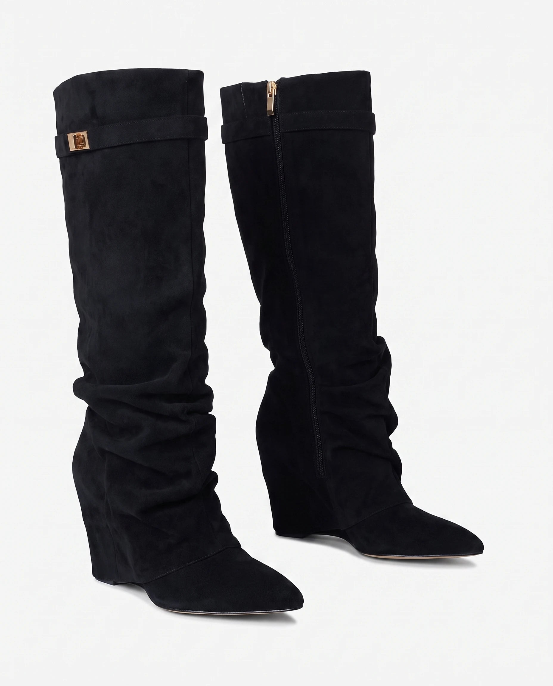 Bottes hautes slouchy en suédine Athénaïs — Noir, paire de trois quarts avec zip intérieur