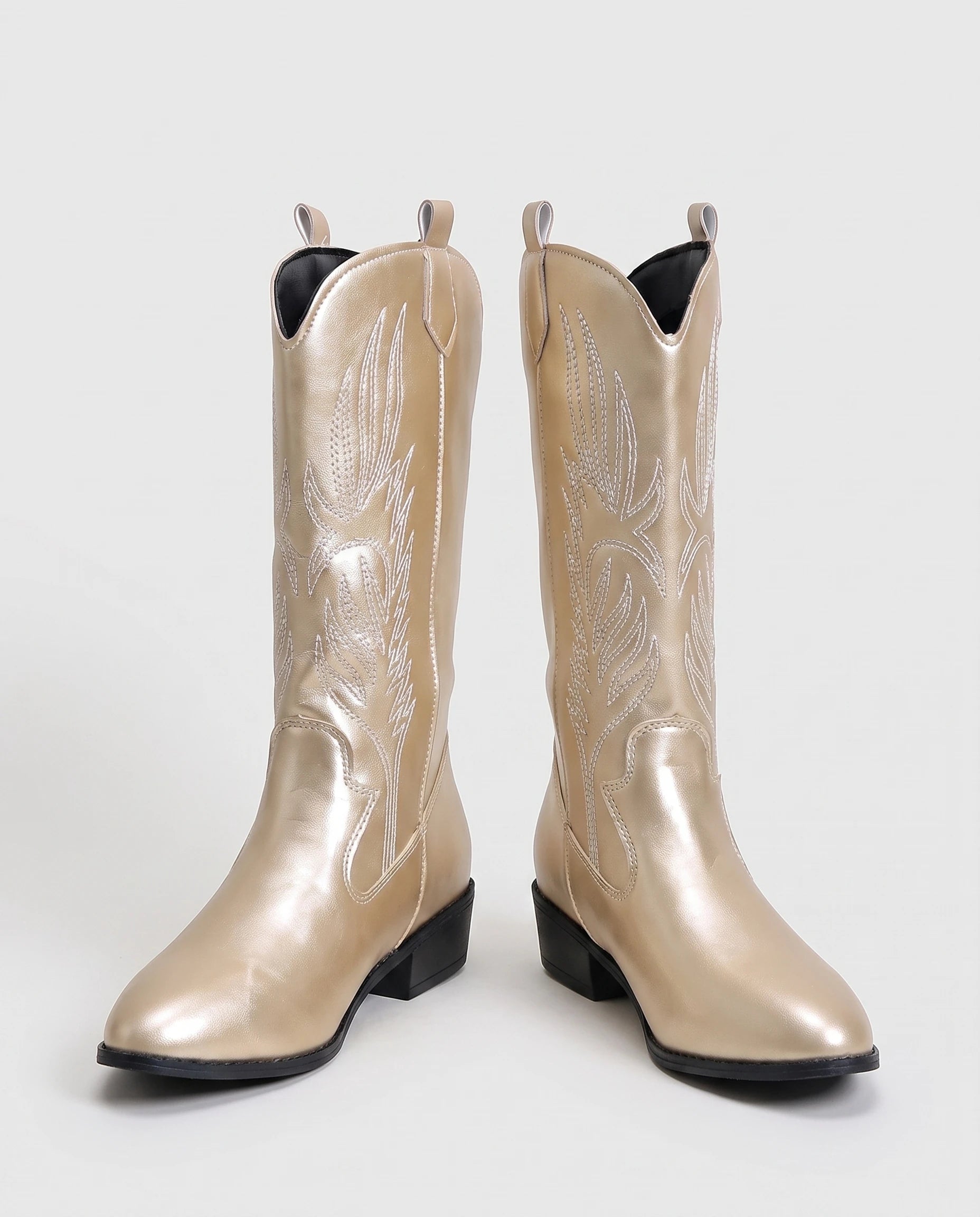 Bottes santiags mi-mollet à broderie contrastée Amaryllis Doré — packshot studio