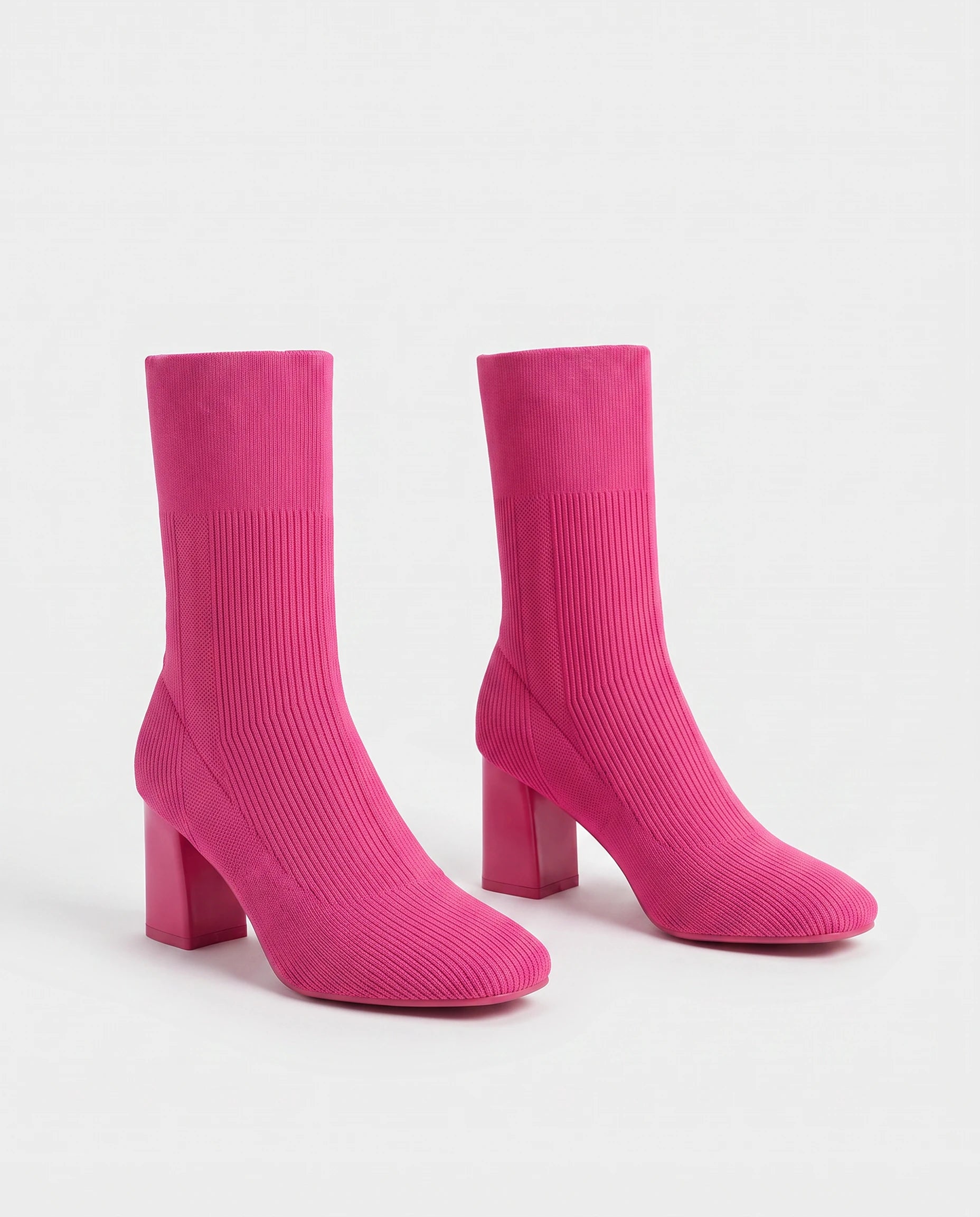 Bottines chaussettes en maille a talon haut Adelphine Fuchsia — packshot studio