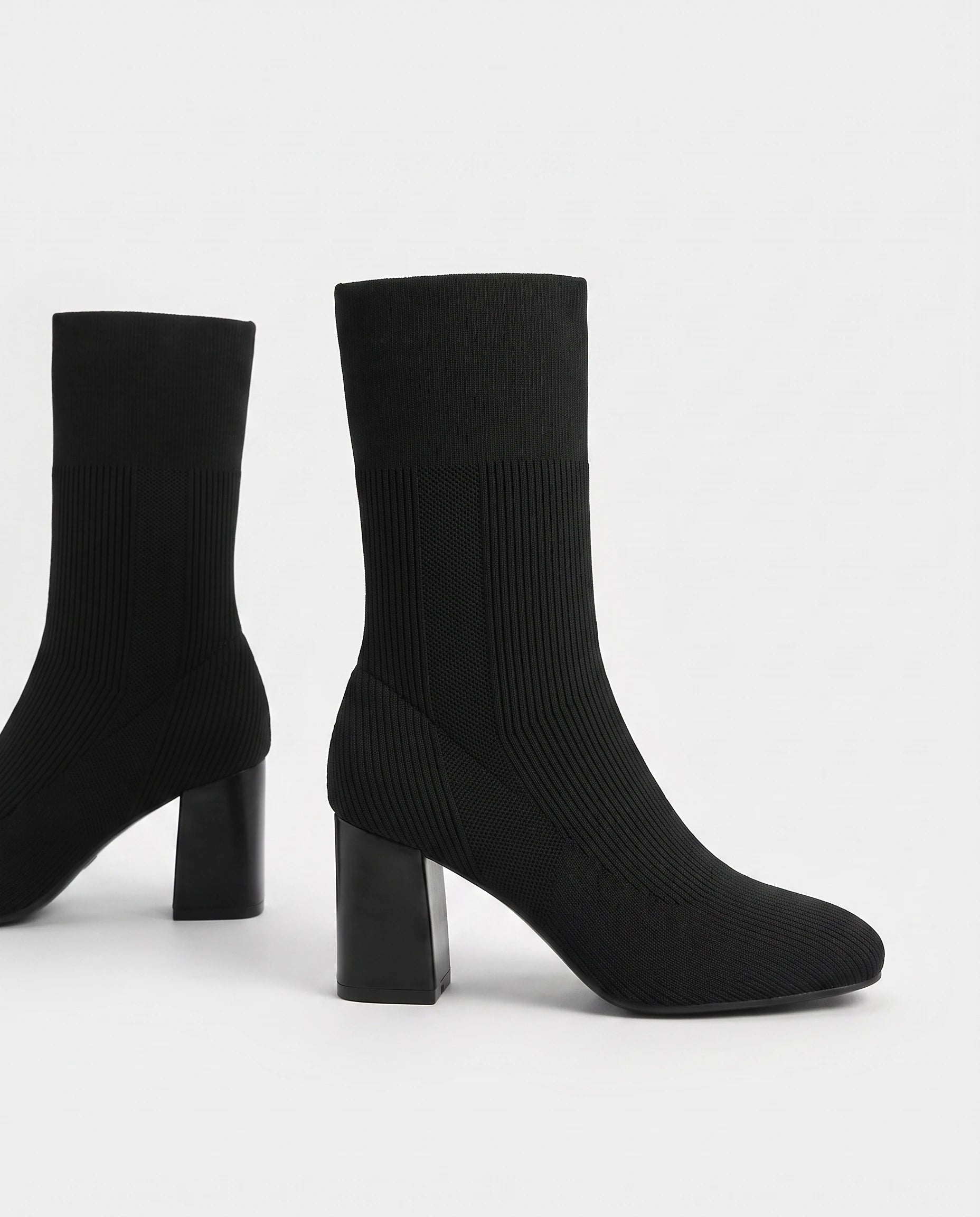 Bottines chaussettes en maille a talon haut Adelphine Noir — packshot, second angle