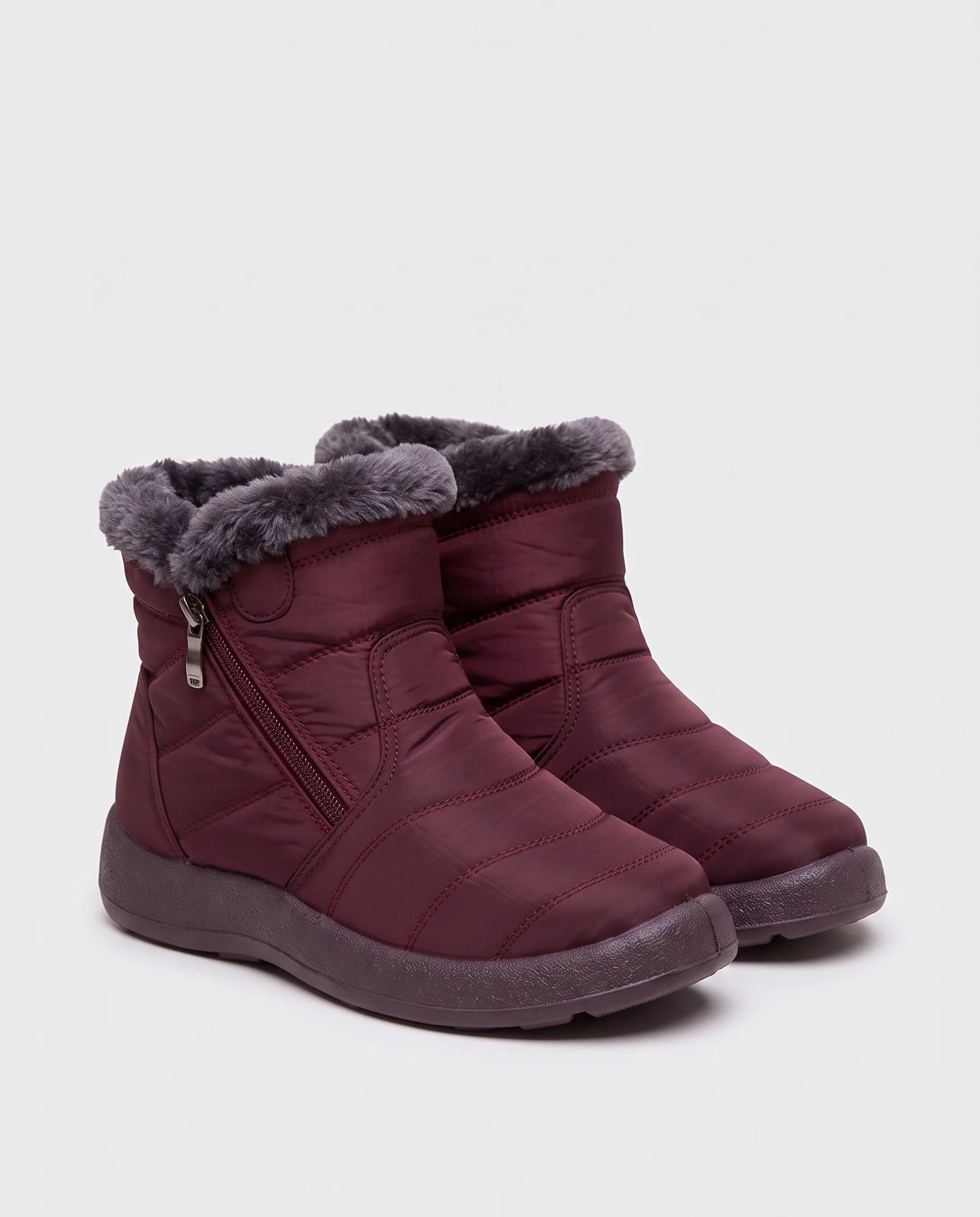 Bottines de neige fourrées Noëlle — Bordeaux, paire vue de trois quarts studio