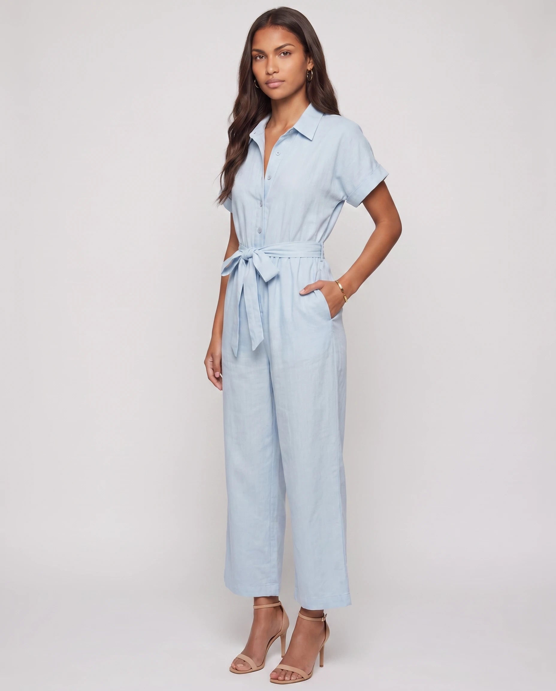Combinaison fluide ceinturee Delphine - Bleu Ciel - studio trois-quarts