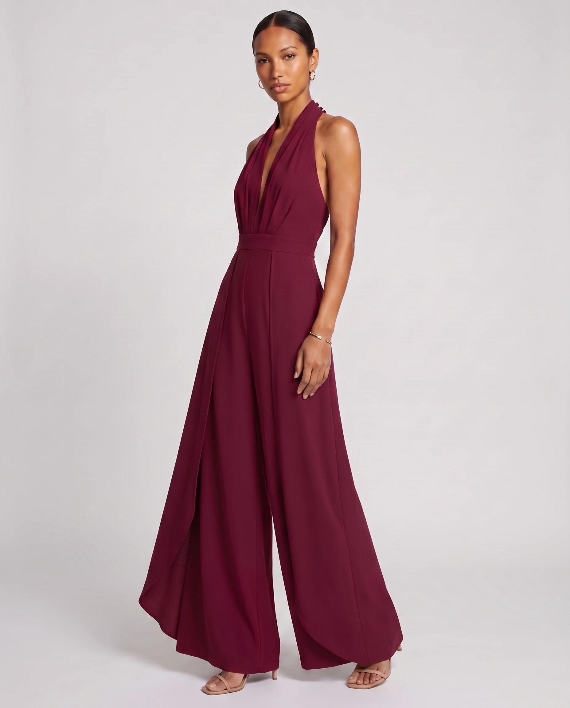 Combinaison habillee dos nu jambe large Bordeaux, vue trois-quarts studio - Celestine | Zolena