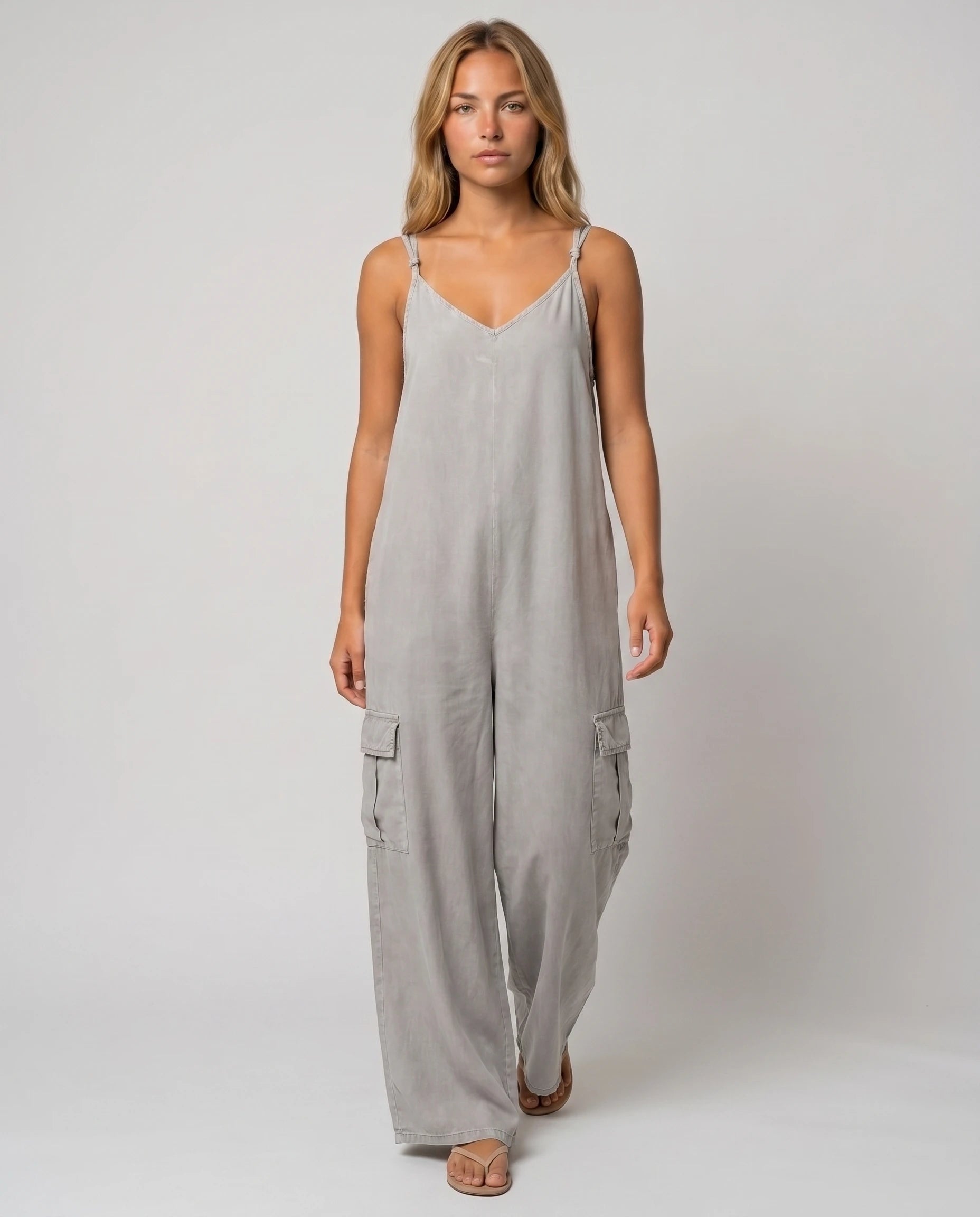 Combinaison ample jambe large a poches Colombe - Gris clair - vue studio face
