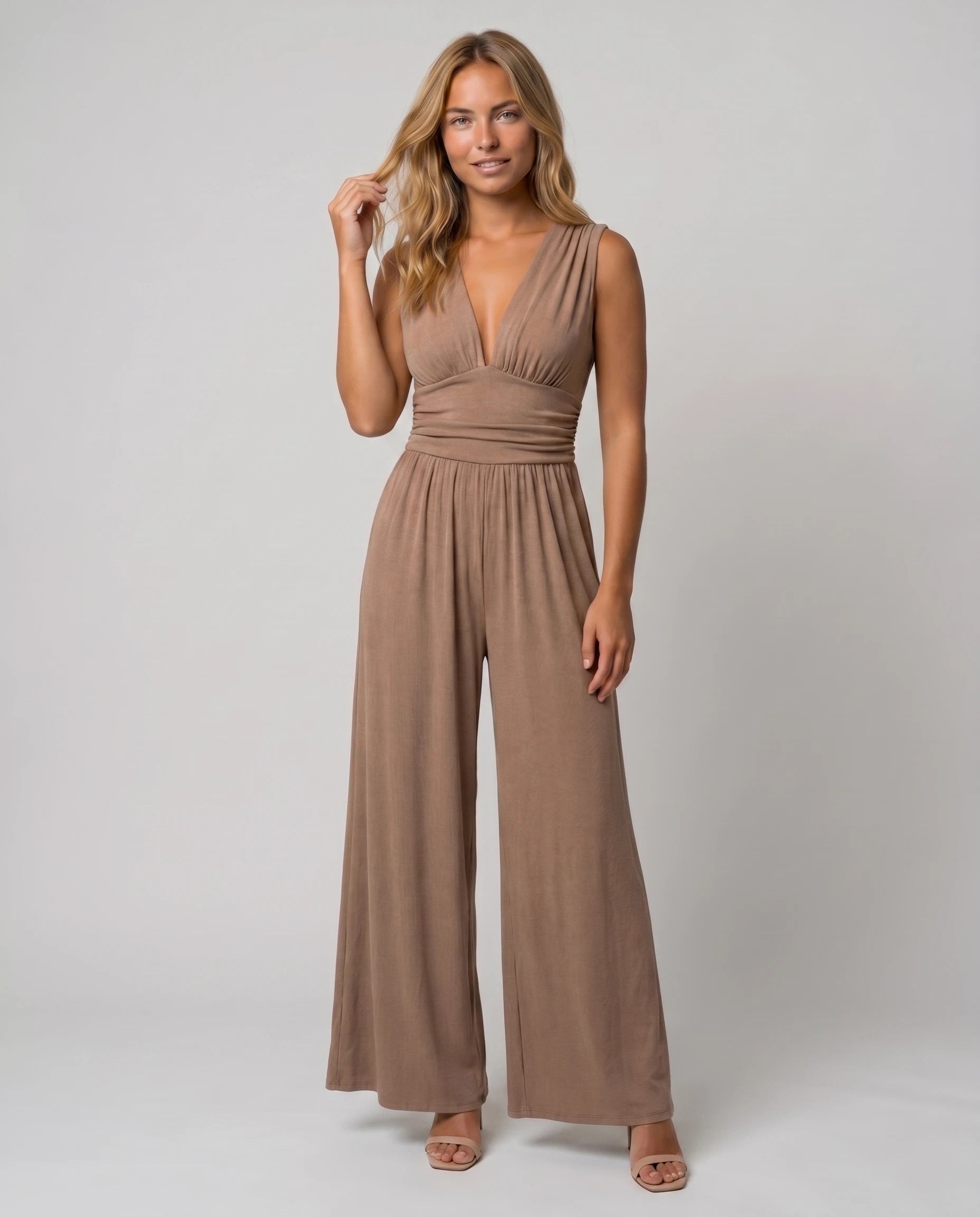 Combinaison large fluide col V — Romane - Camel - studio cheveux
