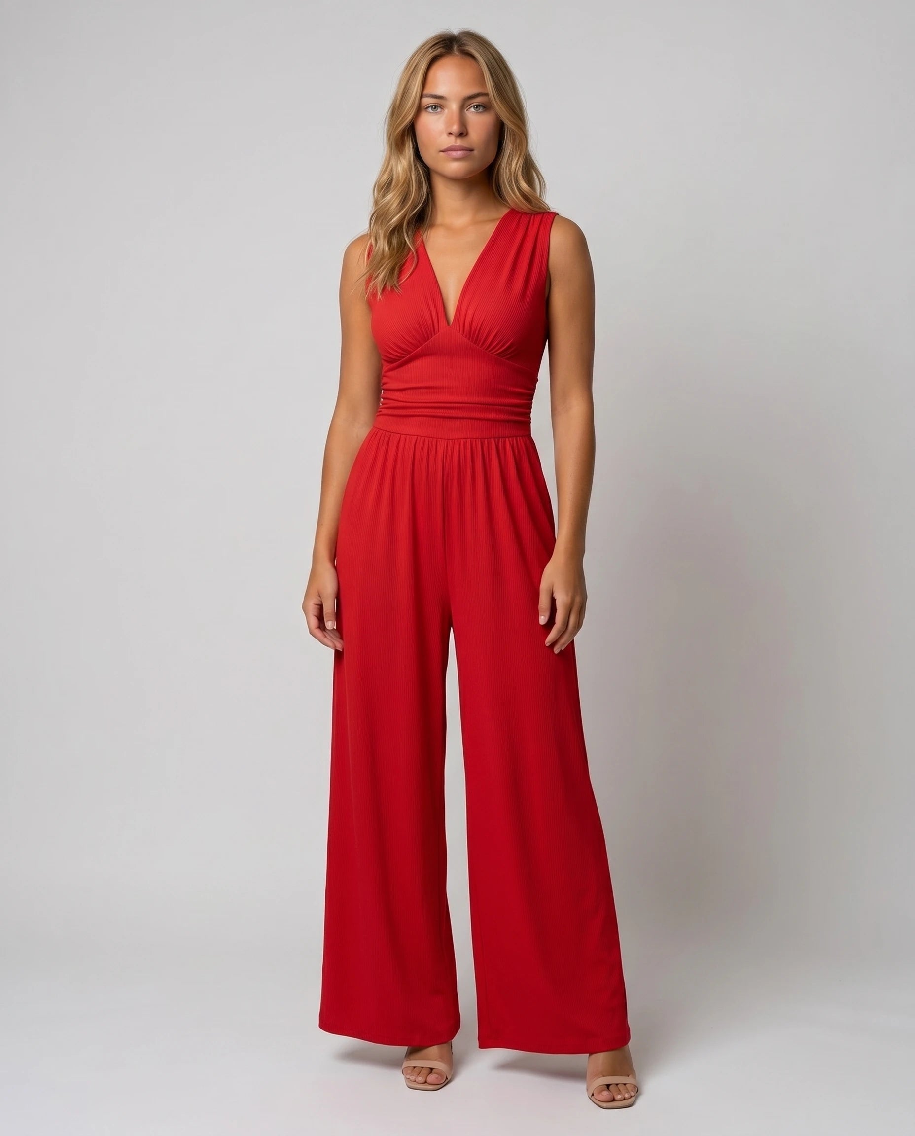 Combinaison large fluide col V — Romane - Rouge - studio face