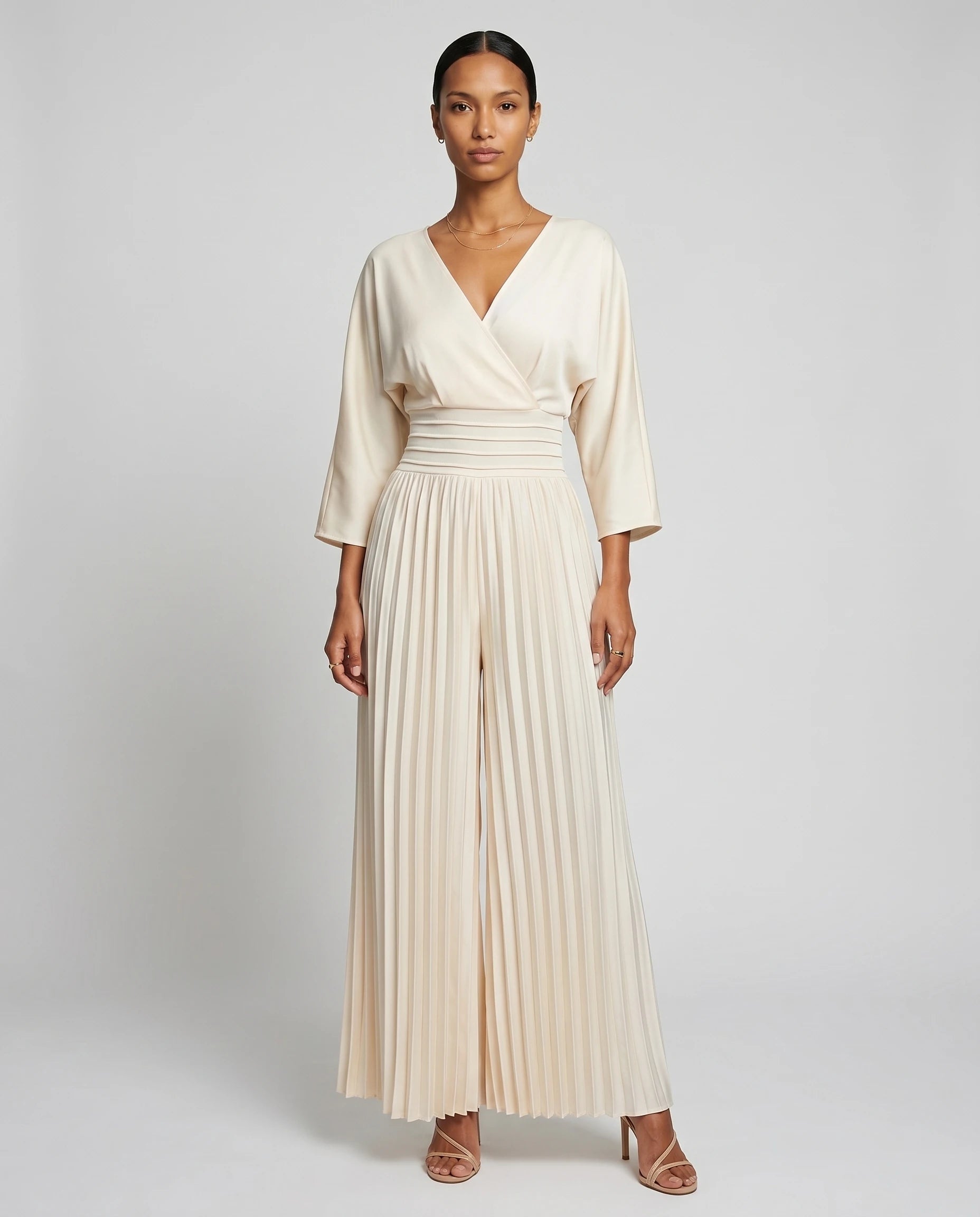 Combinaison habillee plissee Berenice Champagne - vue de face studio