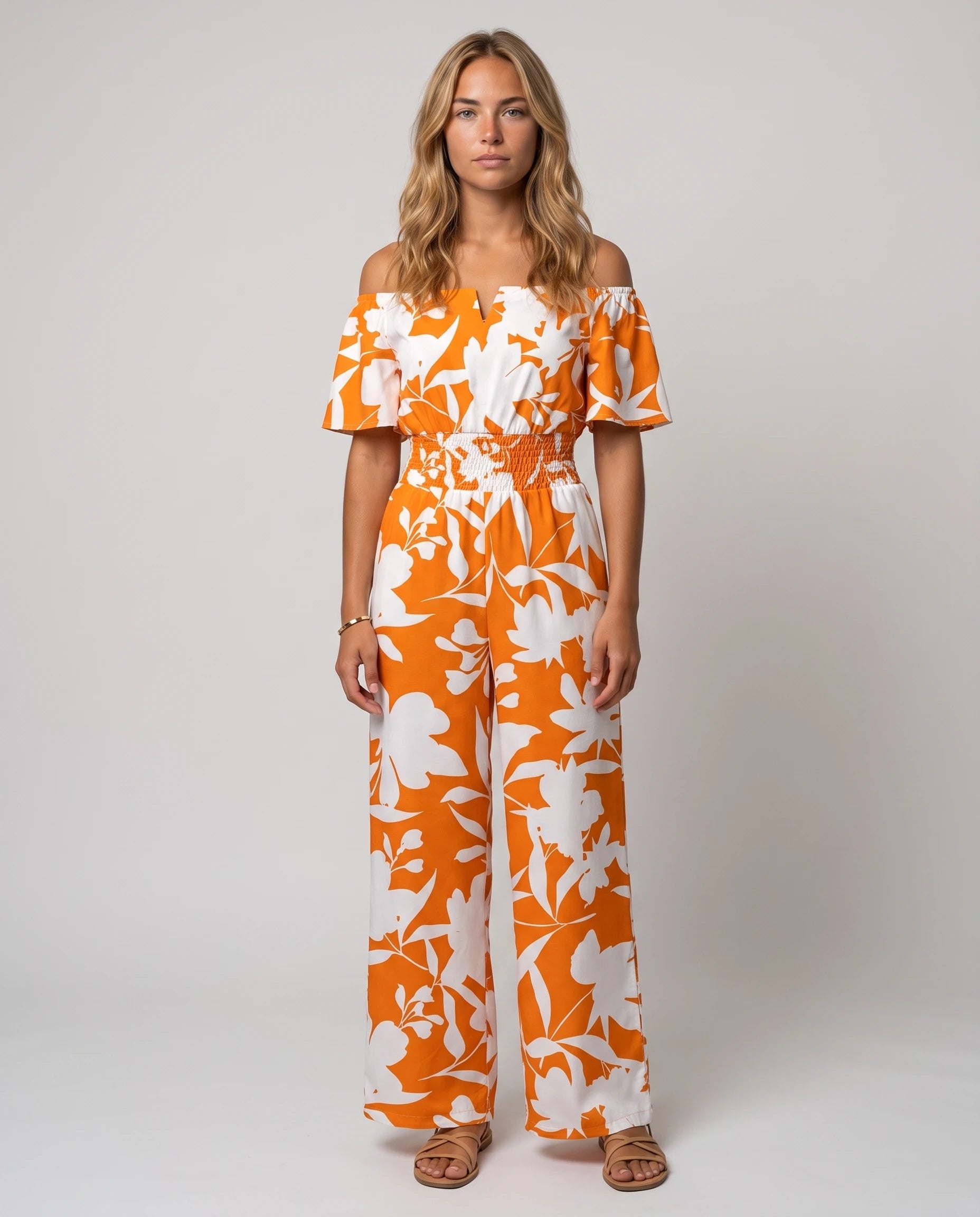 Combinaison bardot Pivoine Orange fleuri, vue de face studio