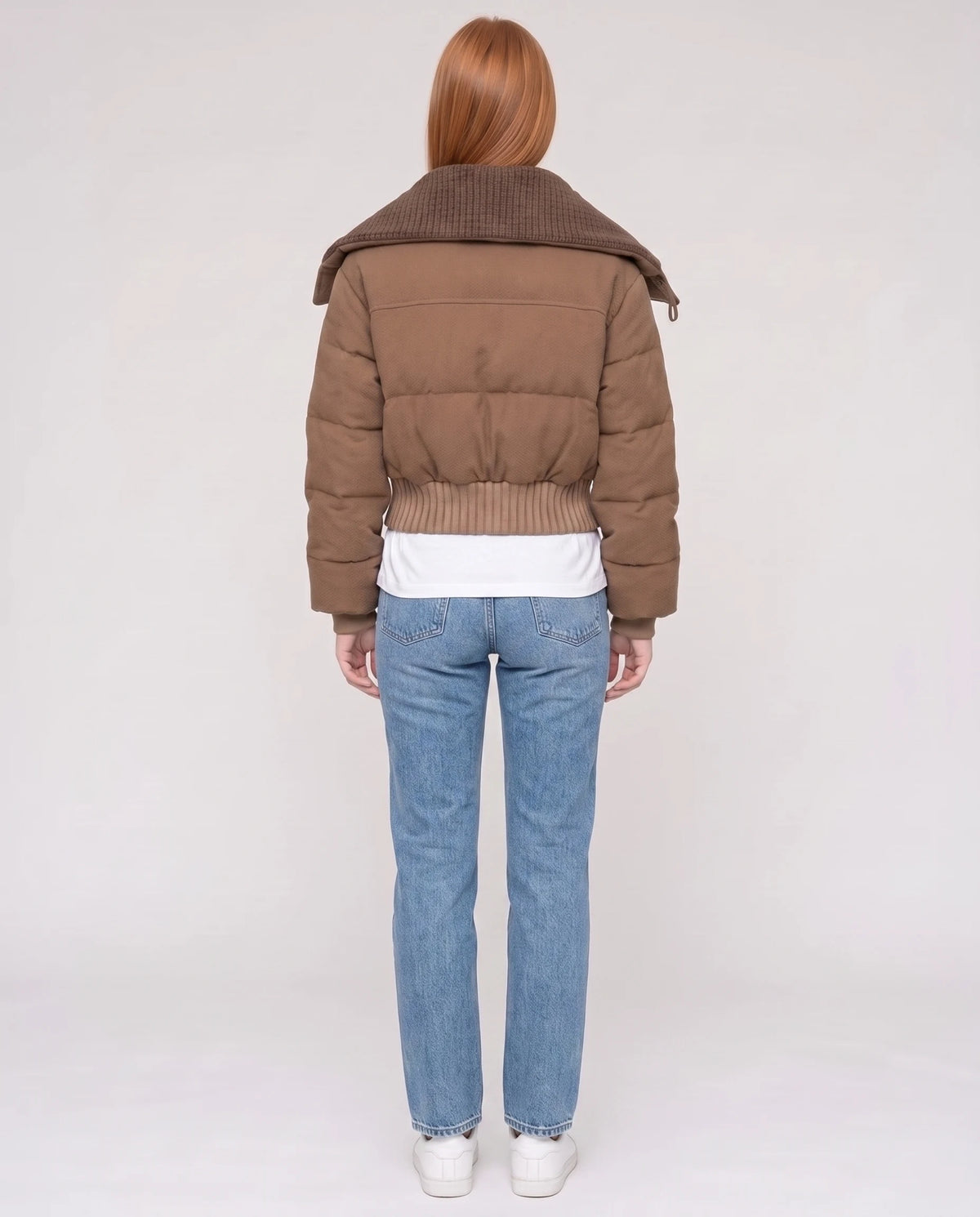 Doudoune courte à col tricot boutonnée Livie en Marron, vue de dos