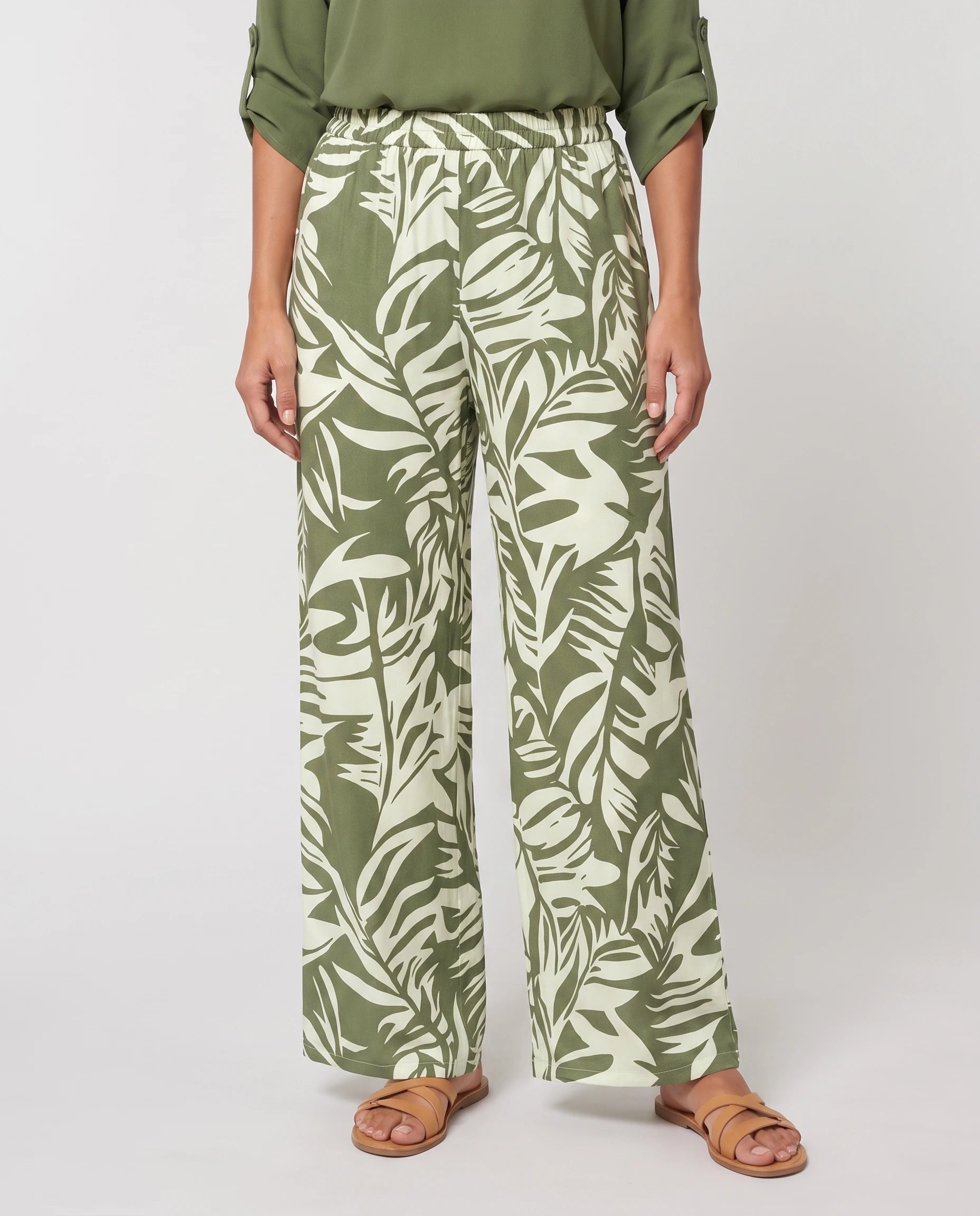 Ensemble blouse et pantalon large imprimé Servane — Vert — détail imprimé