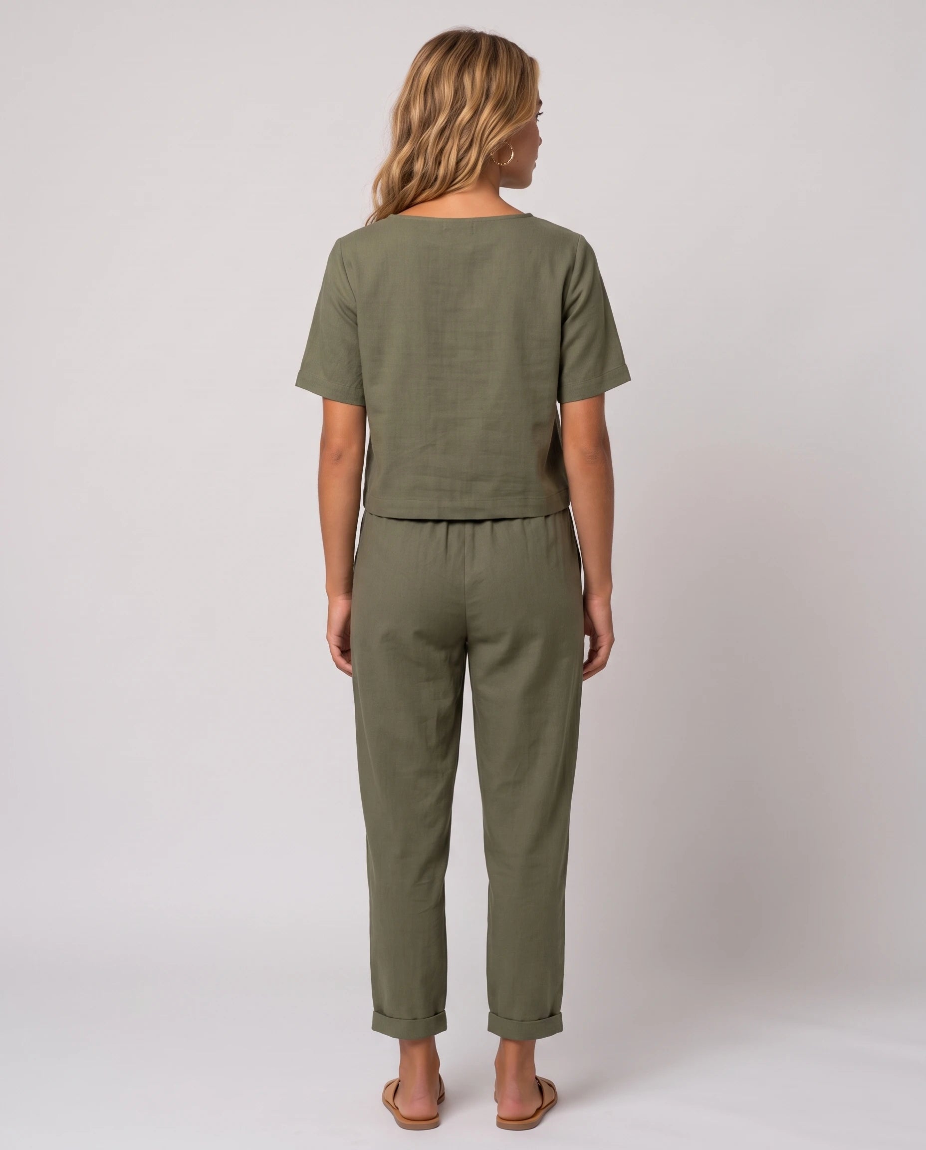 Ensemble en lin Éliane Vert Olive — vue de dos