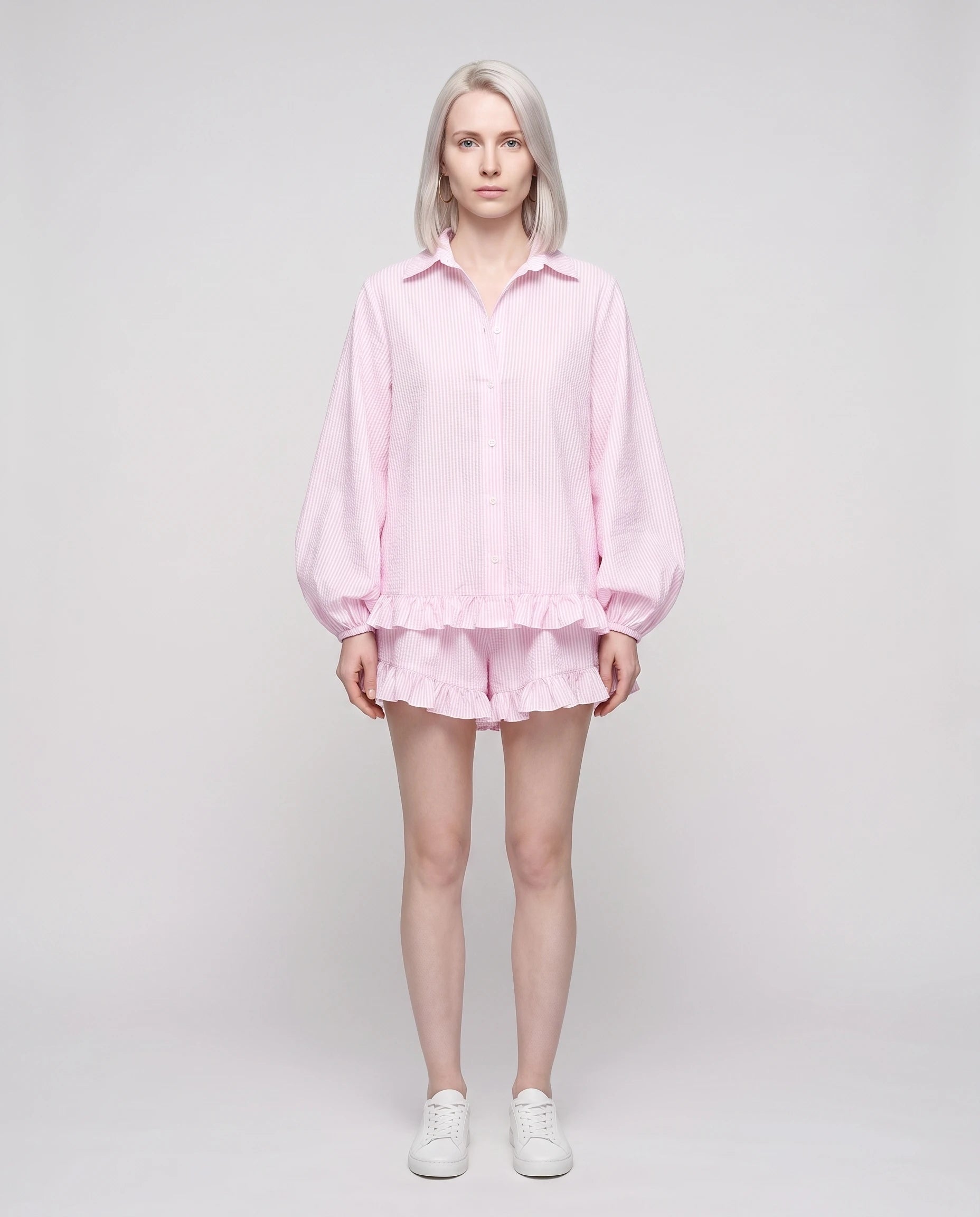 Ensemble chemise manches ballon et short à ruches Rosine — Rose — vue face studio
