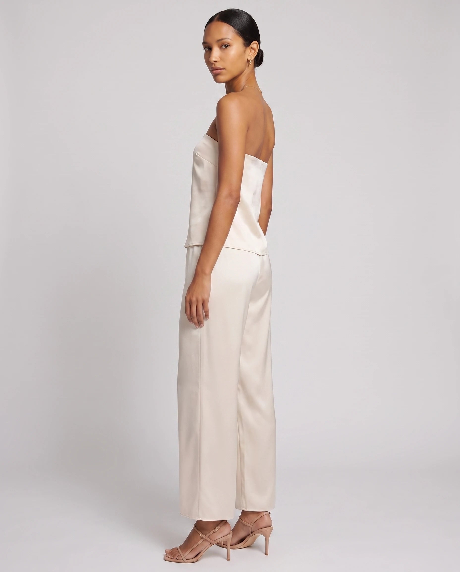 Ensemble satin bustier et pantalon large — Ivoire — vue studio