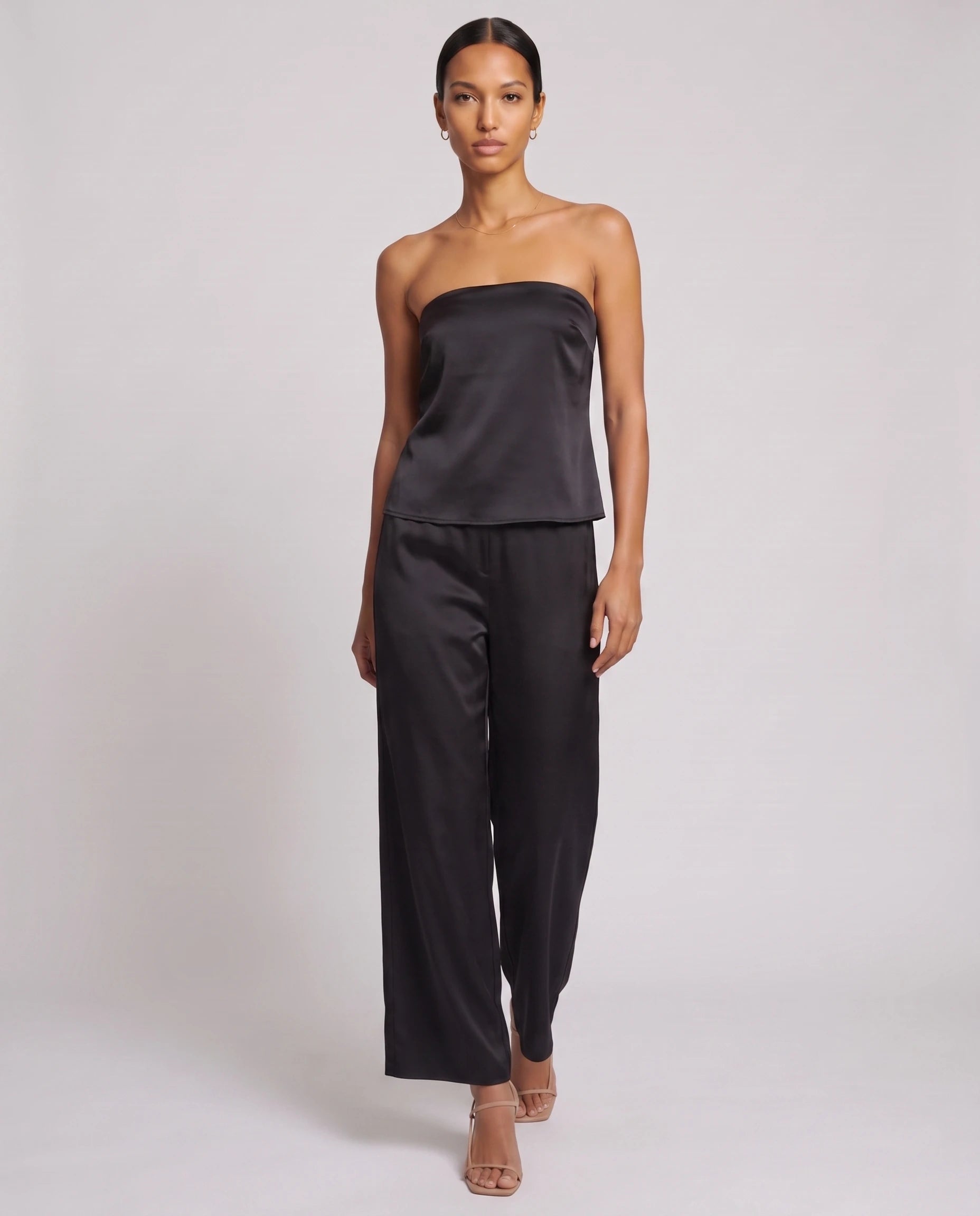 Ensemble satin bustier et pantalon large — Noir — vue studio
