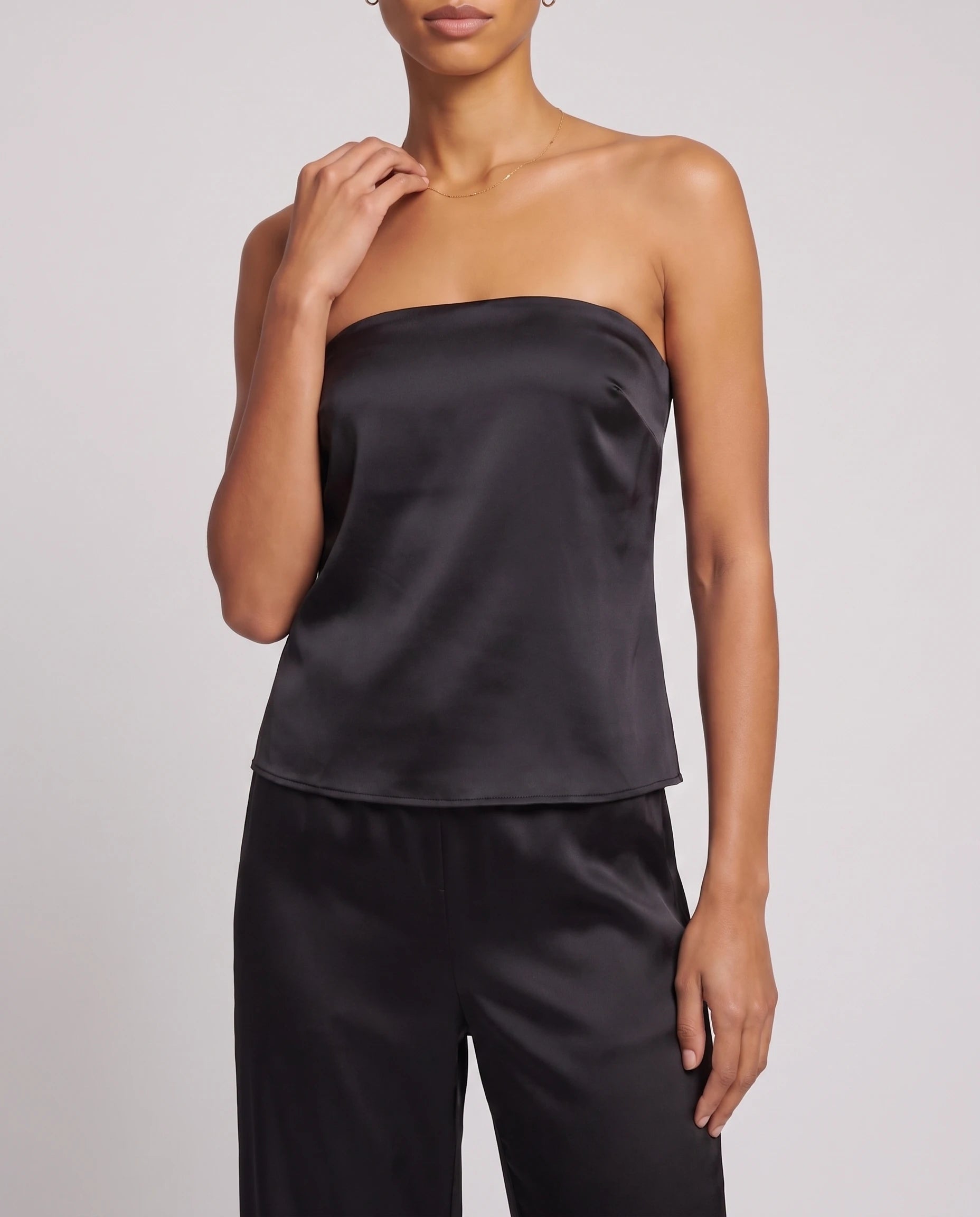 Ensemble satin bustier et pantalon large — Noir — détail bustier