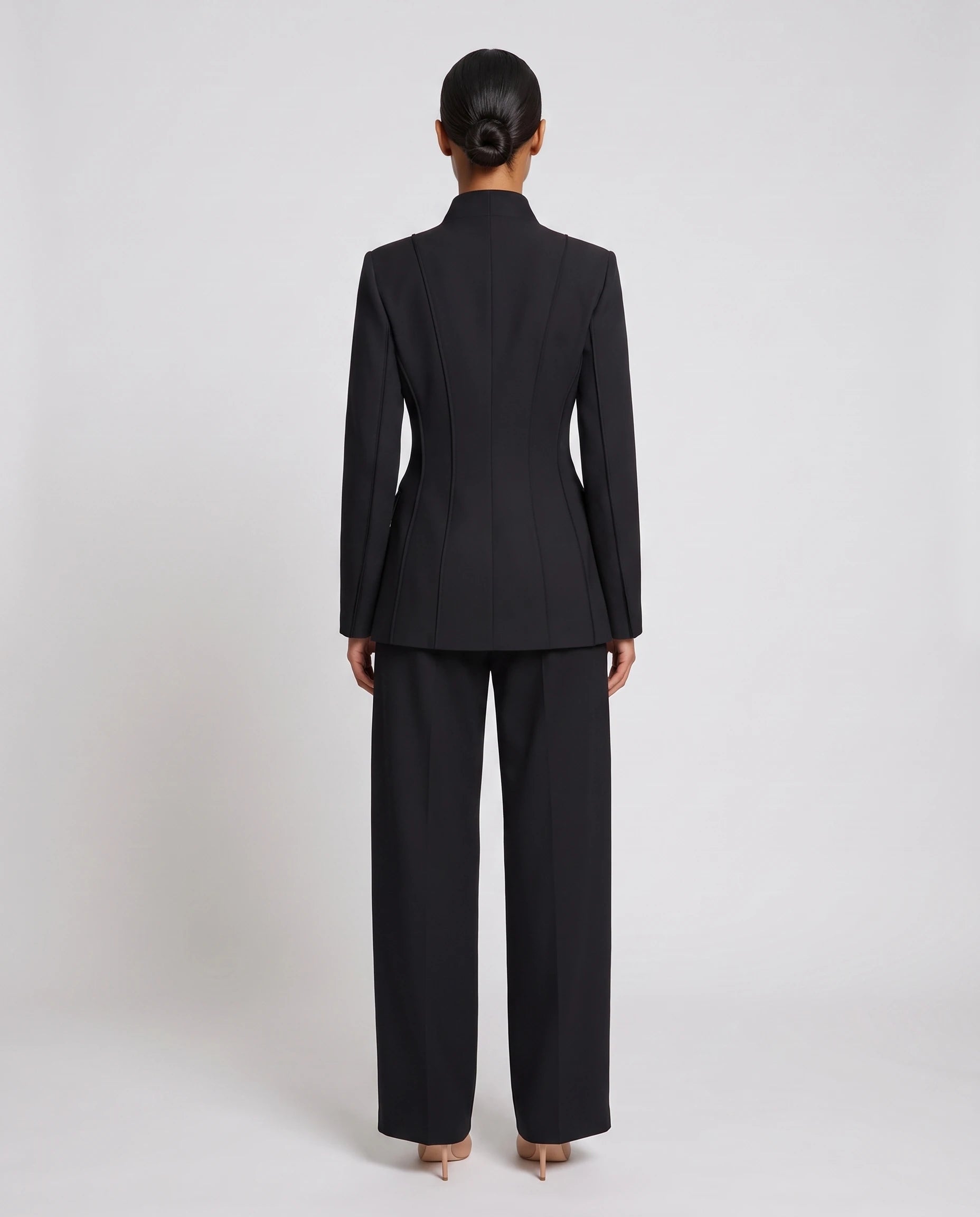 Ensemble tailleur cintre Gwendoline noir, vue de dos