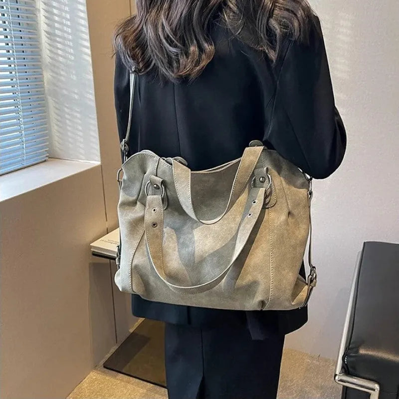 Grand sac à main bandoulière de cours rétro souple Iris
