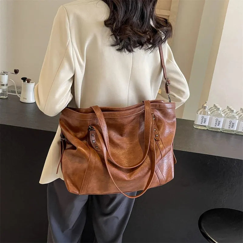 Grand sac à main cabas de cours souple avec bandoulière Alyssa