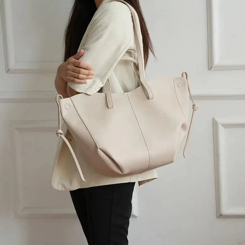 Grand sac à main cabas double porté avec sa pochette assortie Clara