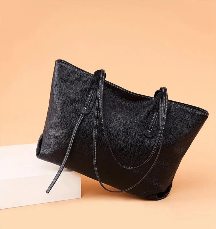 Grand sac à main cabas grainé Clara