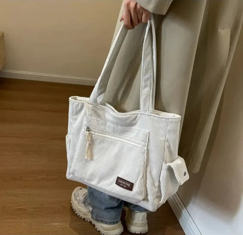 Grand sac à main cabas multipoches en velours côtelé Léonie