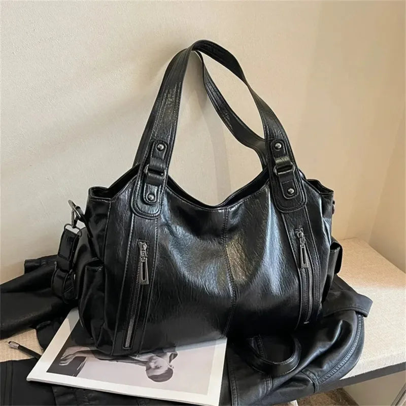 Grand sac à main de cours rétro souple à bandoulière Léonie
