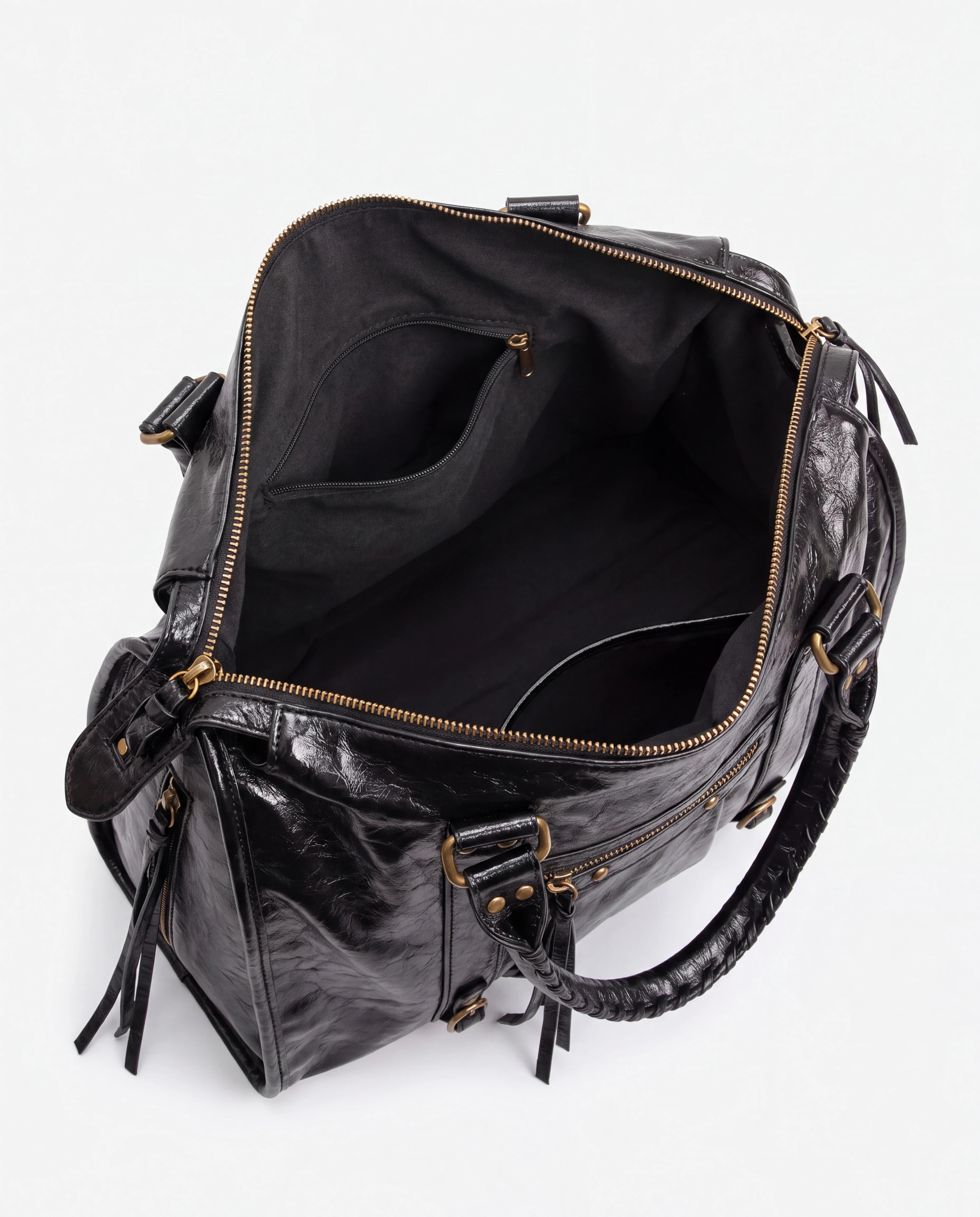 Grand sac à main de cours vintage à franges et bandoulière Laurine coloris Noir — intérieur vide, doublure et poche zippée