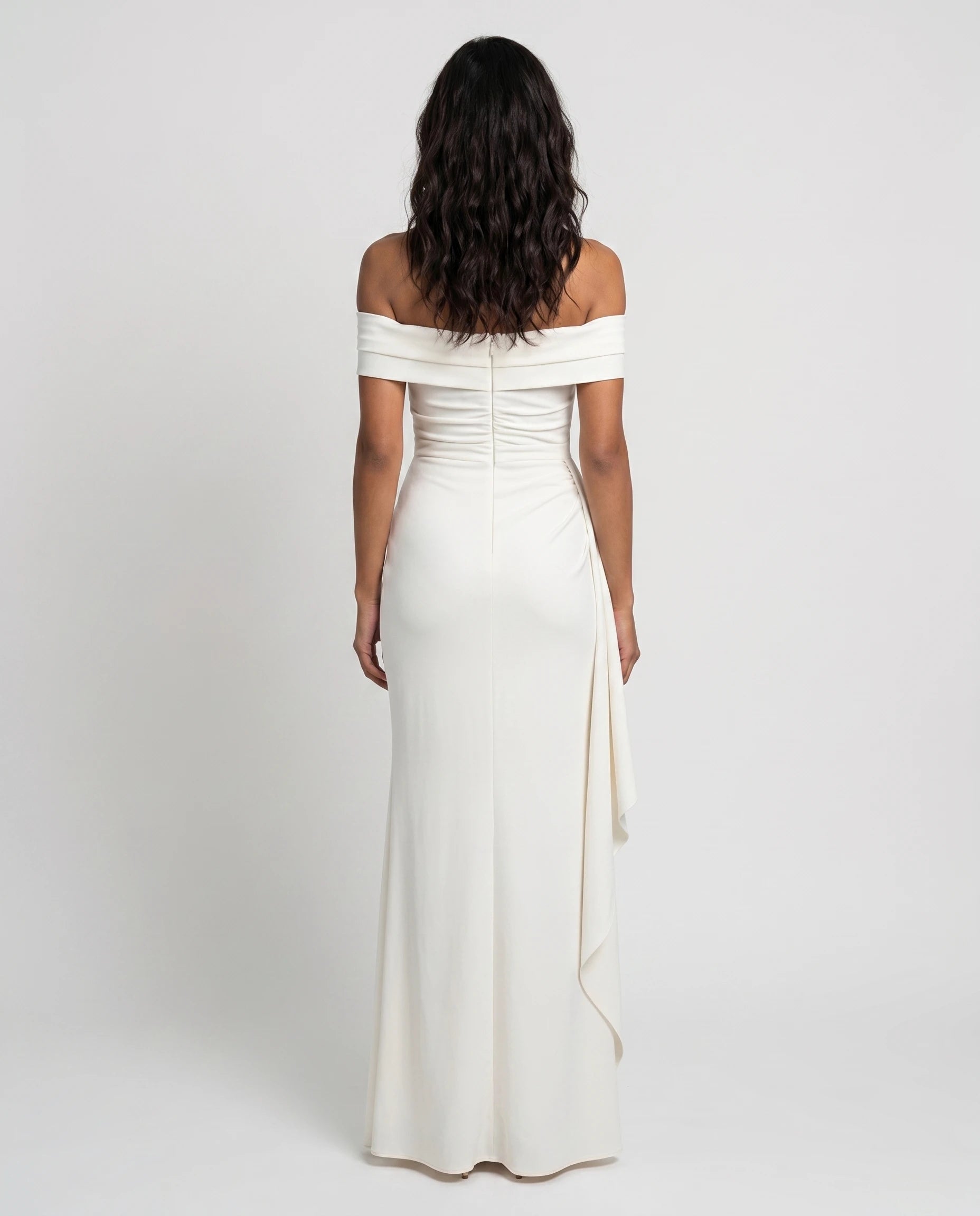 Robe longue noire bardot drapée — studio dos diane