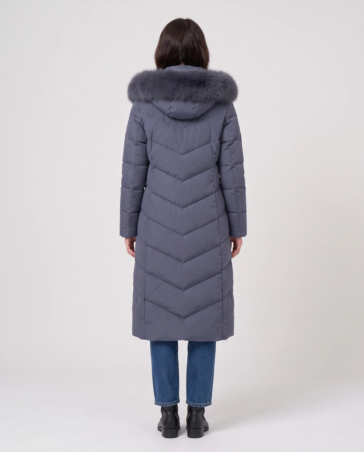 Lange taillierte Parka mit Kunstfellkapuze Noa in Schieferblau, Rückansicht, Kapuze auf dem Rücken
