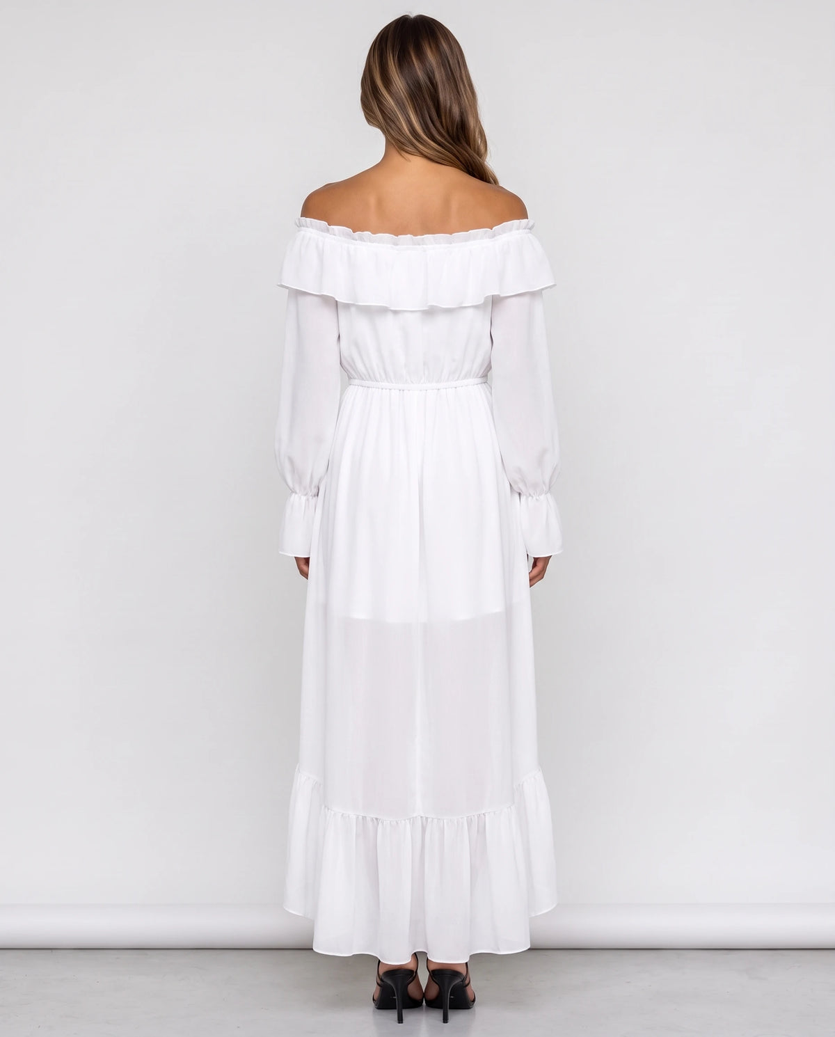 Robe longue en mousseline à col volanté lacé Anaé en Blanc, vue de dos